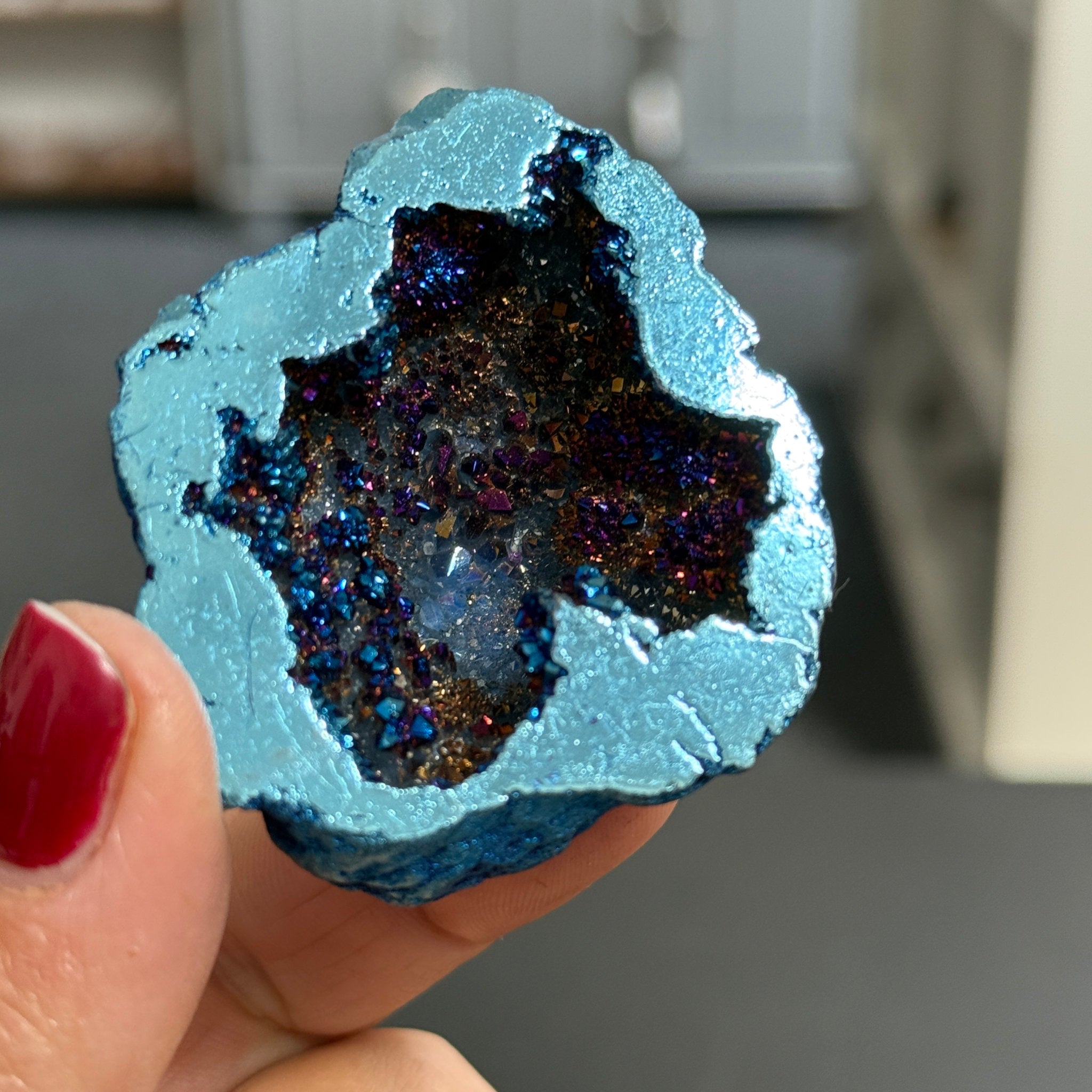 Peacock Aura Quartz Geode