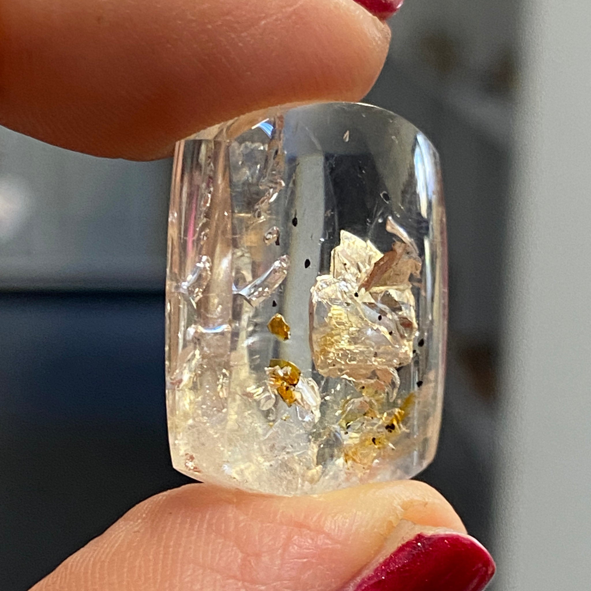 Firefly Quartz Freeform – Madagascar