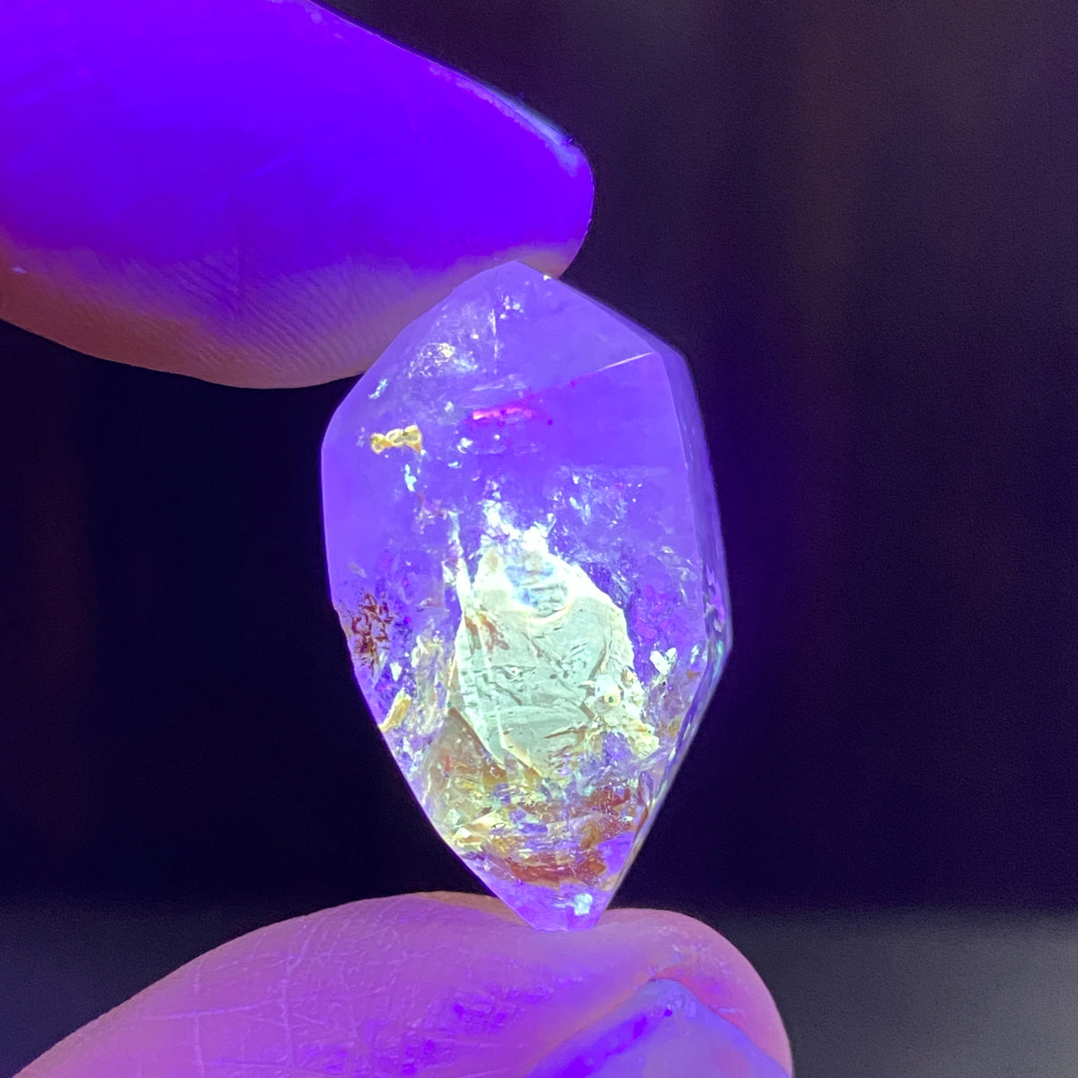 Golden Petroleum Enhydro Quartz – Firefly Quartz – Madagascar