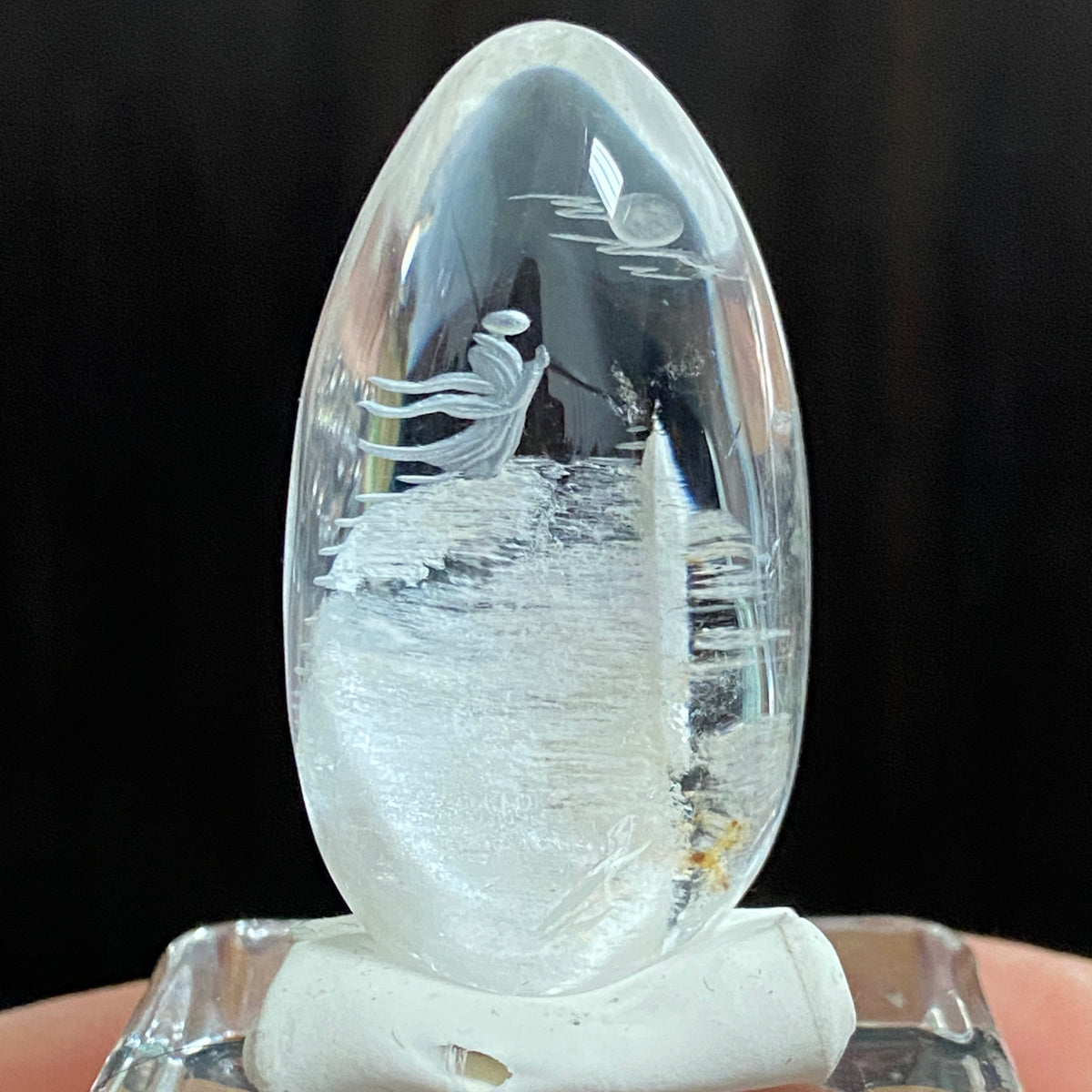 Moonlit Ascent — AAA Diamond-Etched Clear Landscape Quartz