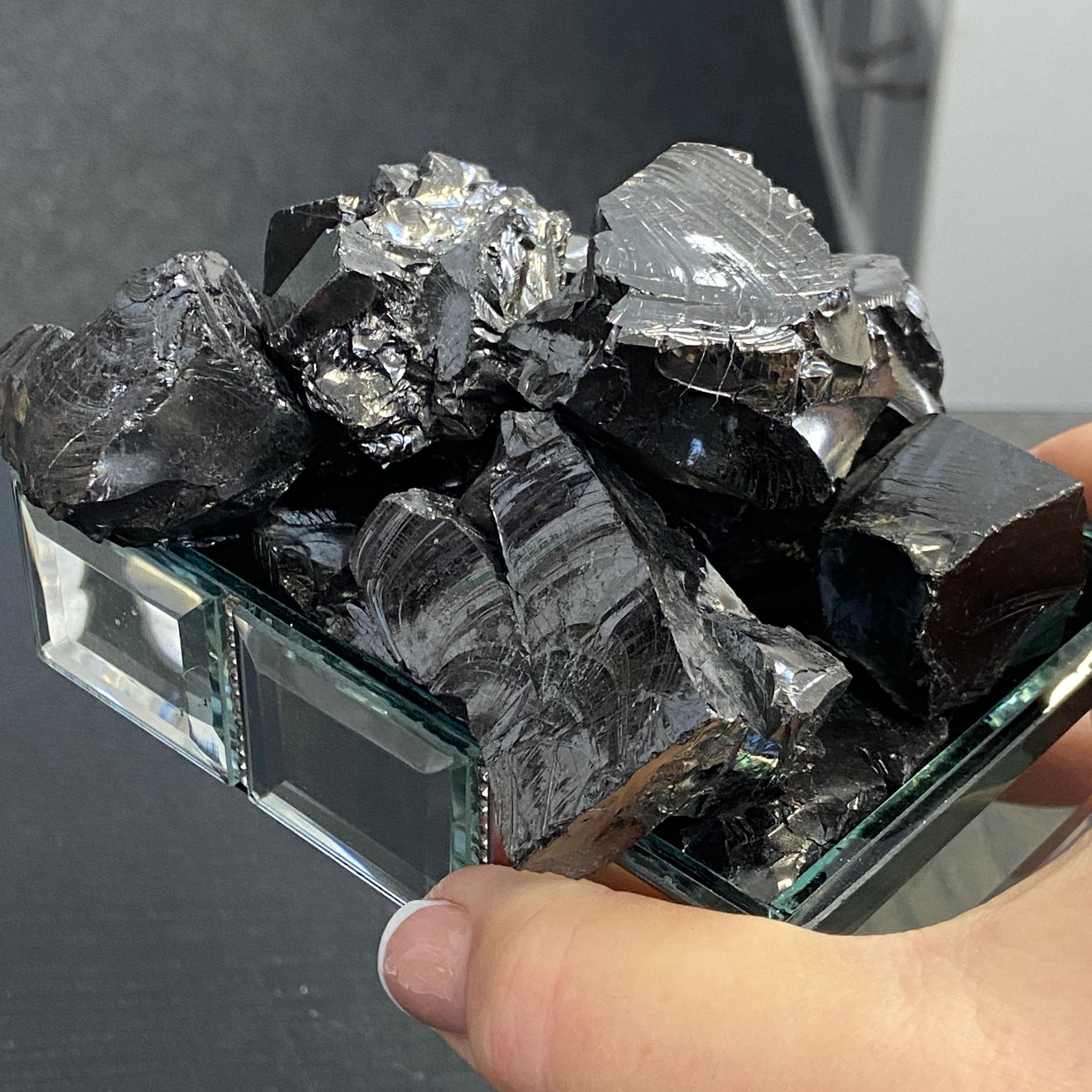 Elite (Noble) Shungite – Russia - Castle Rocks Cornwall