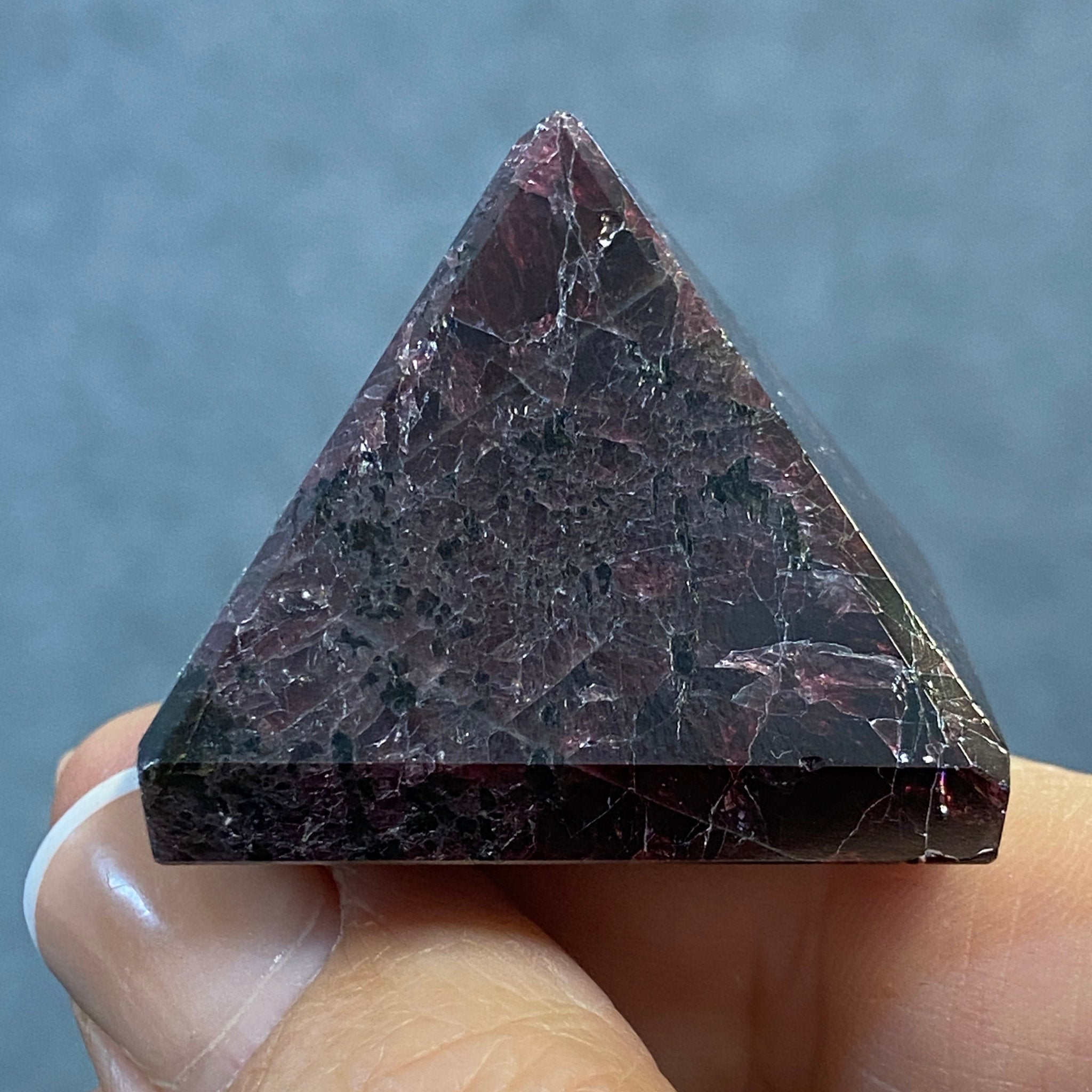 Garnet Pyramid – Mozambique - Castle Rocks Cornwall