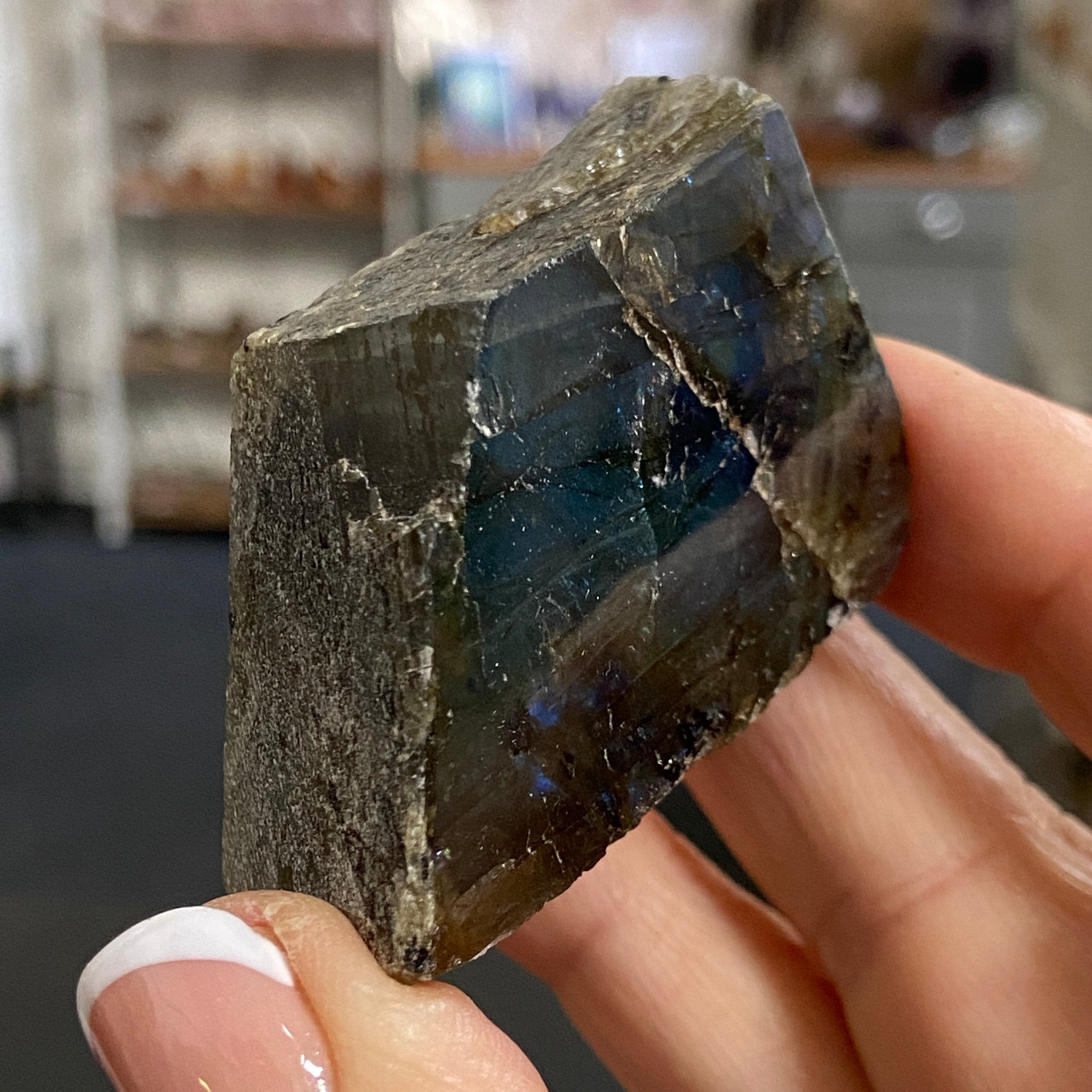 Madagascan Labradorite Slice – New Beginnings & Intuition - Castle Rocks Cornwall