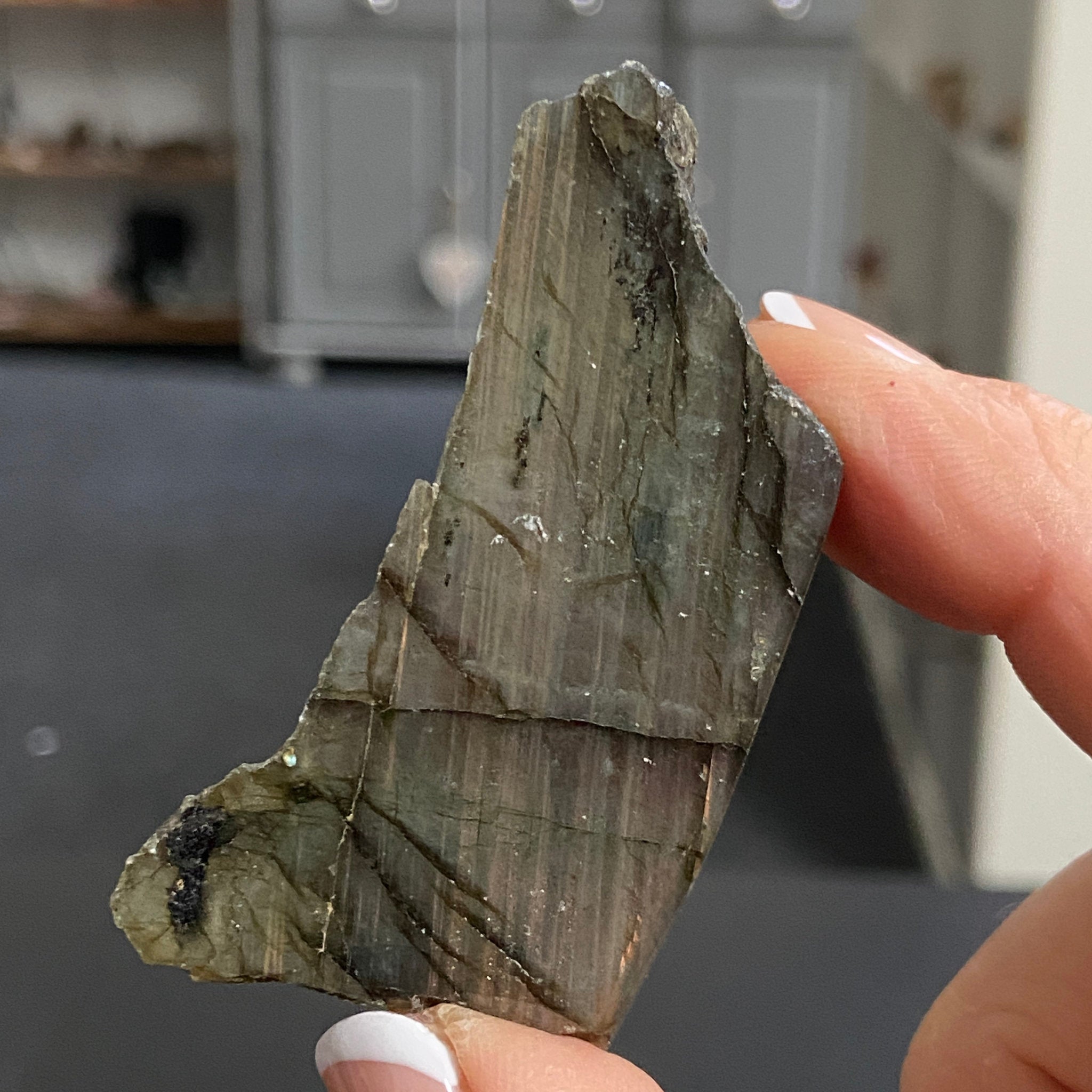 Madagascan Labradorite Slice – New Beginnings & Intuition - Castle Rocks Cornwall