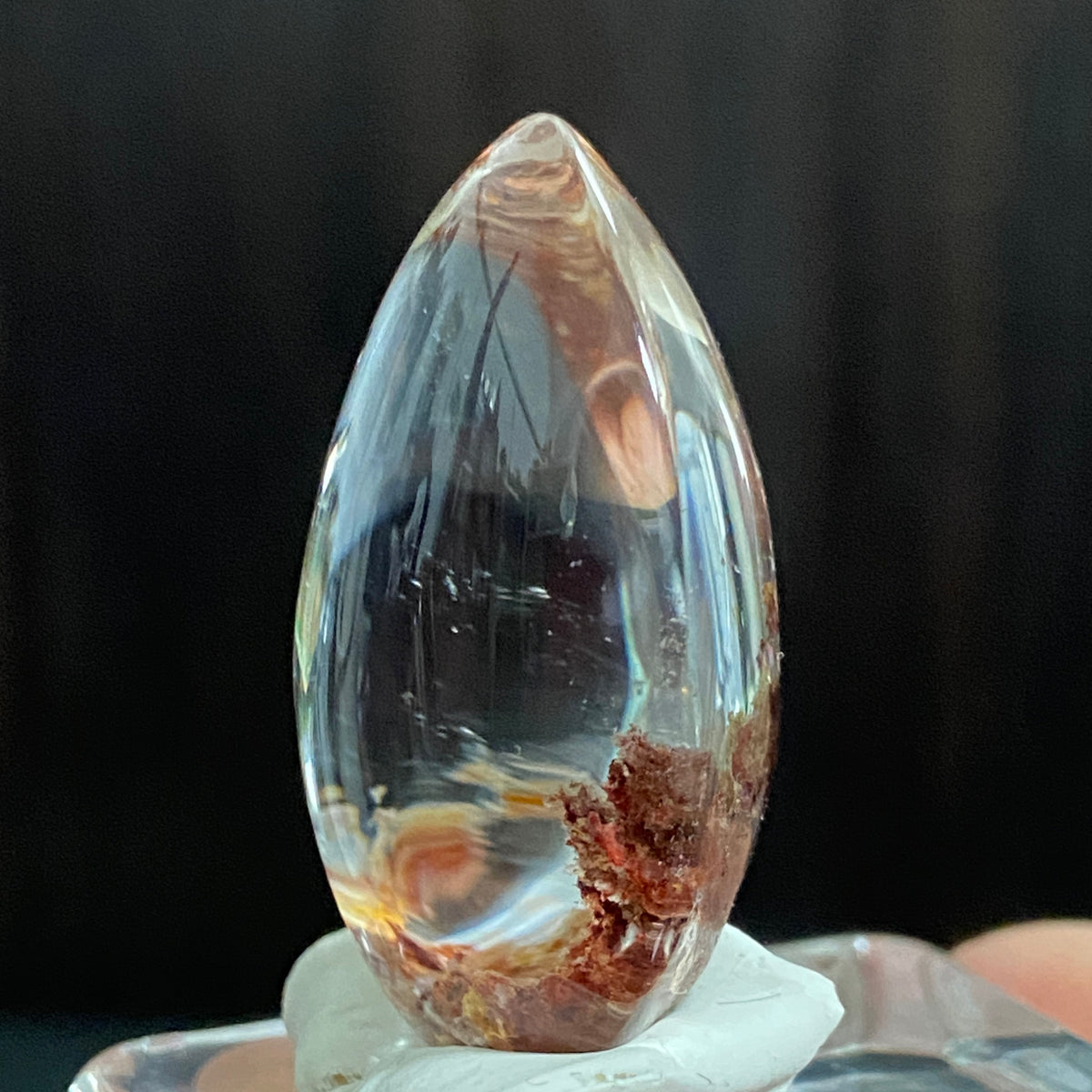 Red Grove and Celestial Stairway — AAA Diamond-Etched Clear Landscape Quartz