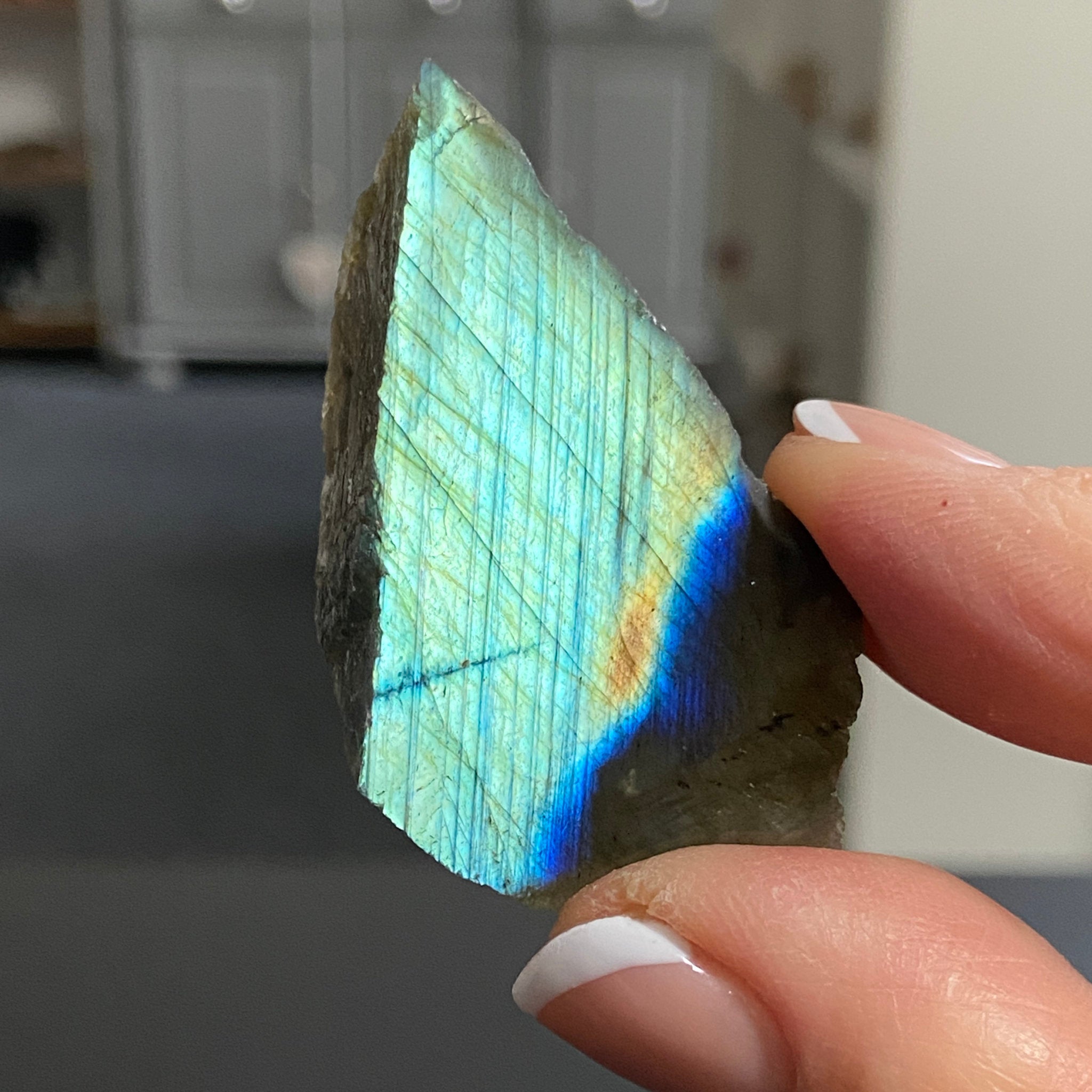 Madagascan Labradorite Slice – New Beginnings & Intuition