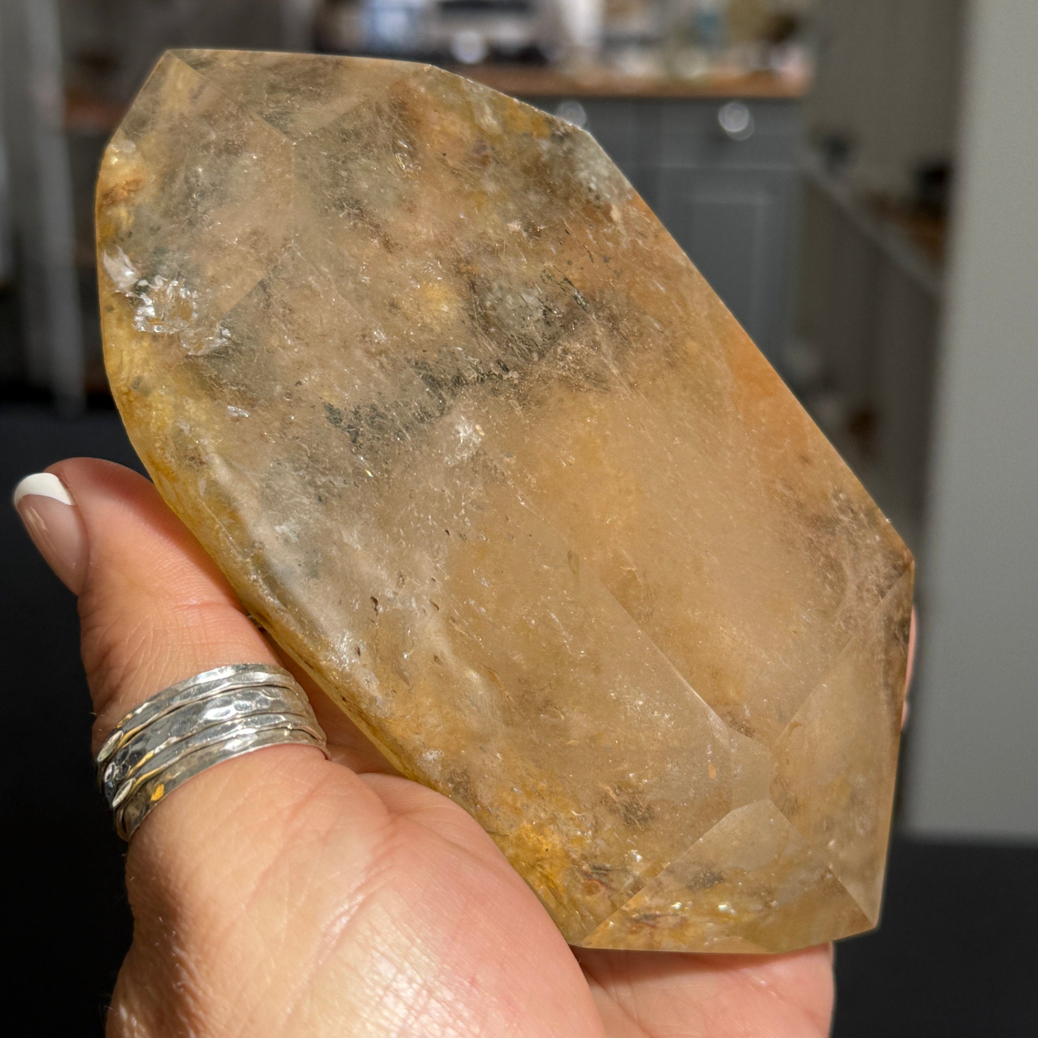 🌞 River Rolled Golden Healer Quartz – Naturally Double Terminated