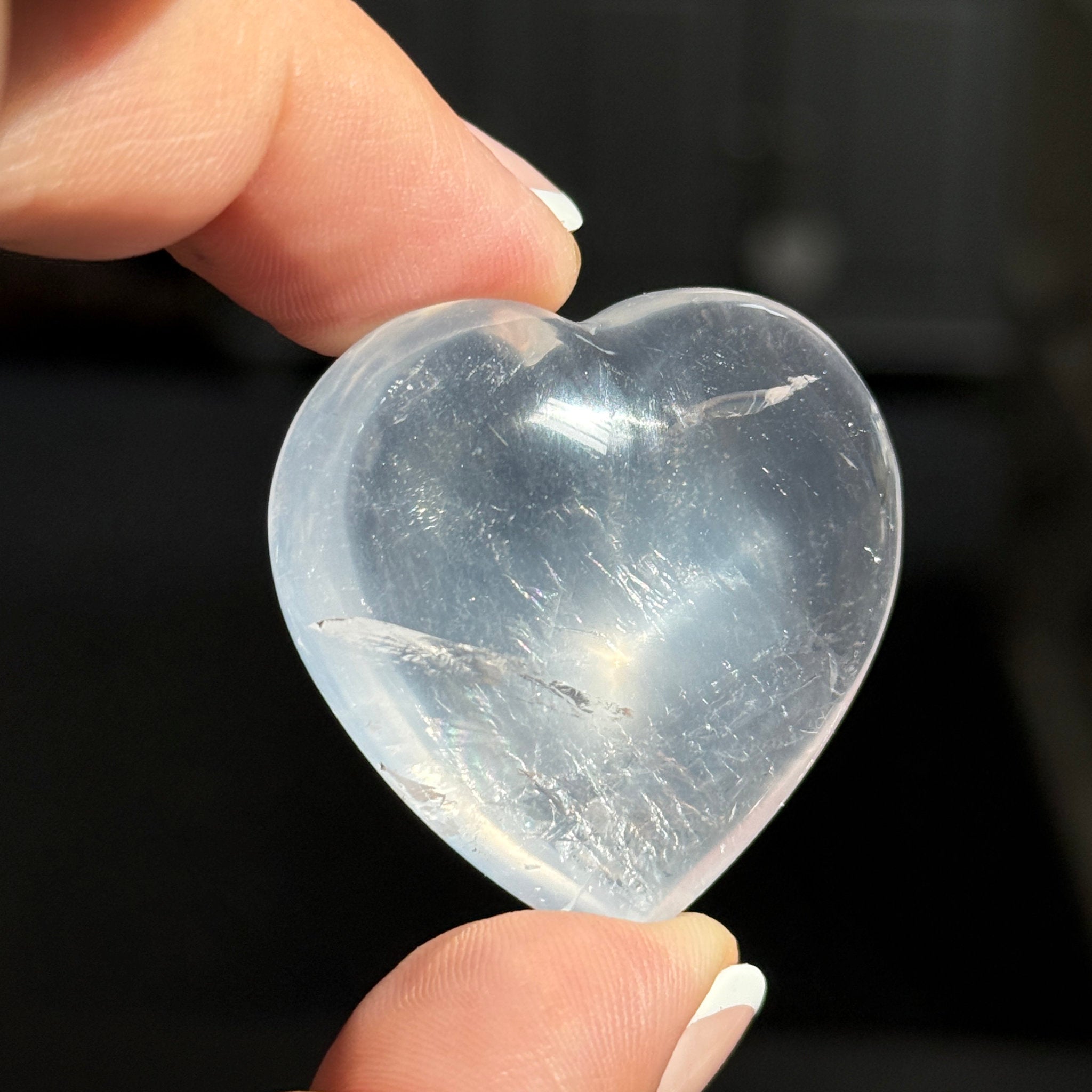 🌙 Girasol Quartz Heart – Madagascar