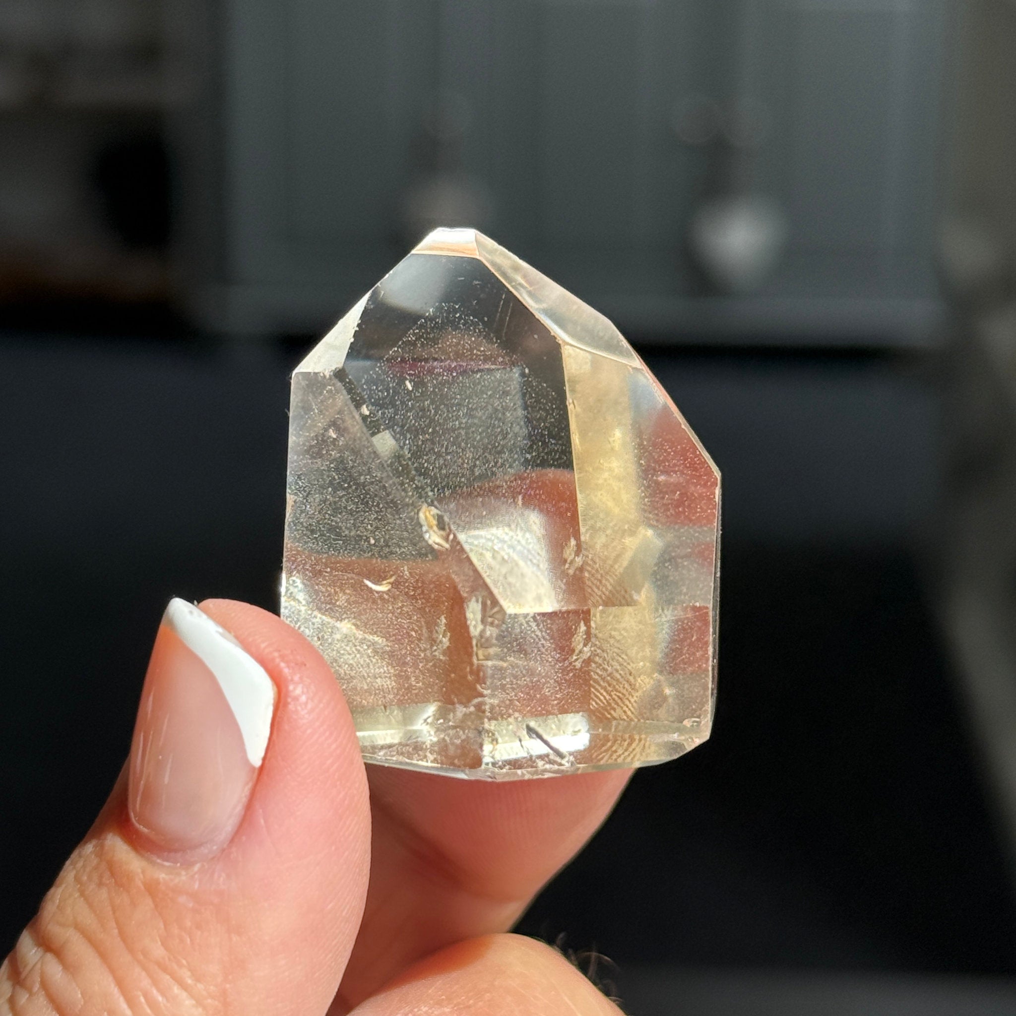 🌞 Natural Citrine Phantom Tower – Madagascar