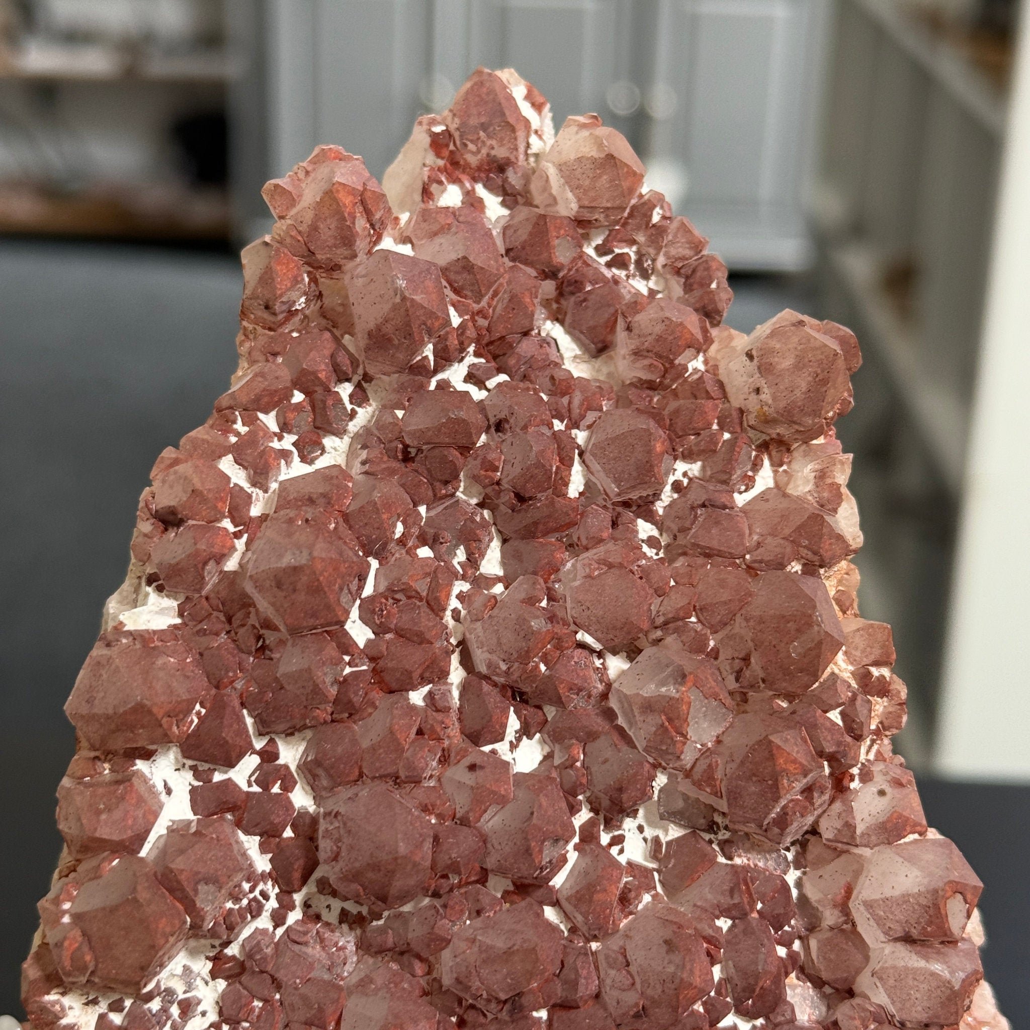 ❤️ Red Hematite Covered Quartz Bed – Madagascar