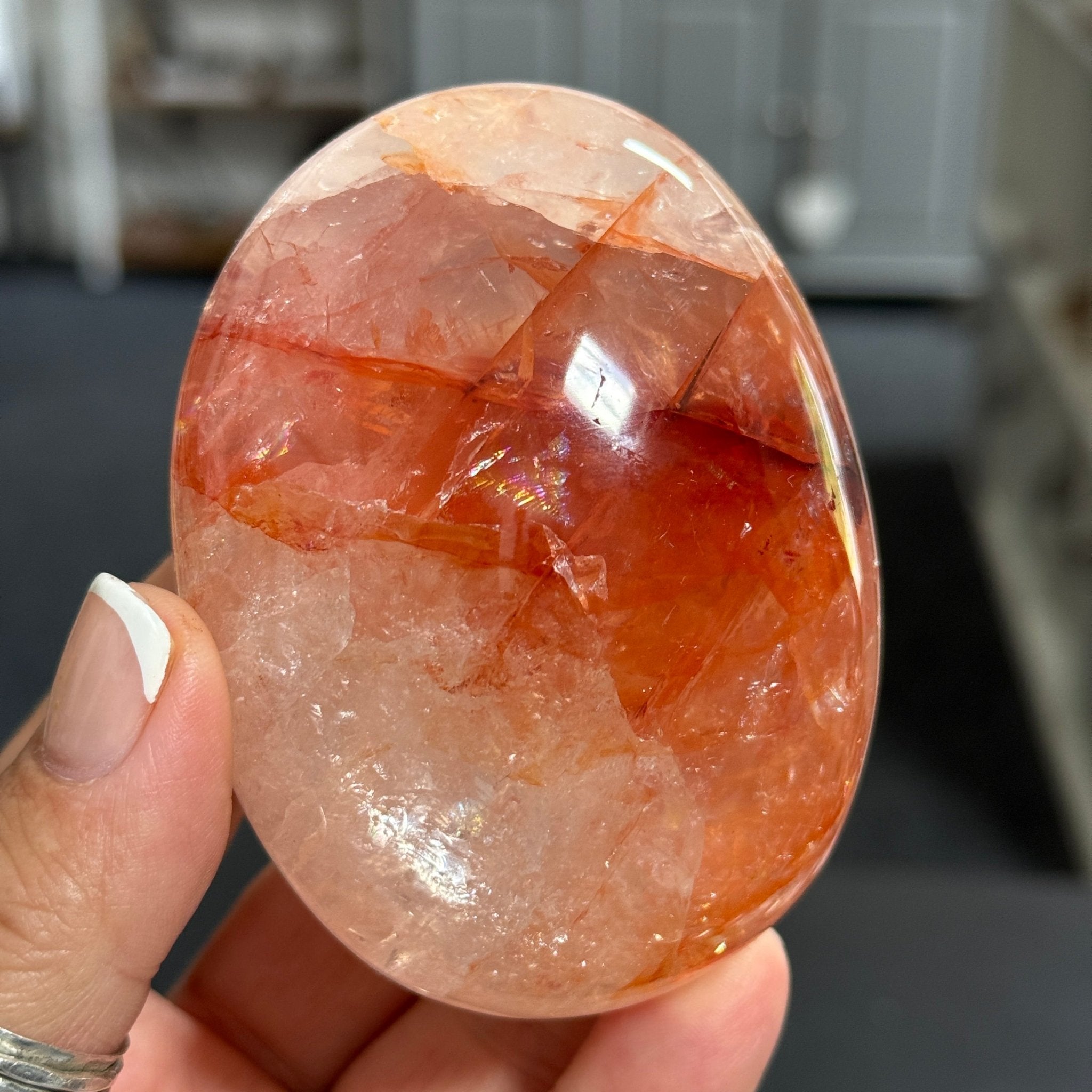 🔥 Clear Quartz with Hematite Palmstone – Madagascar