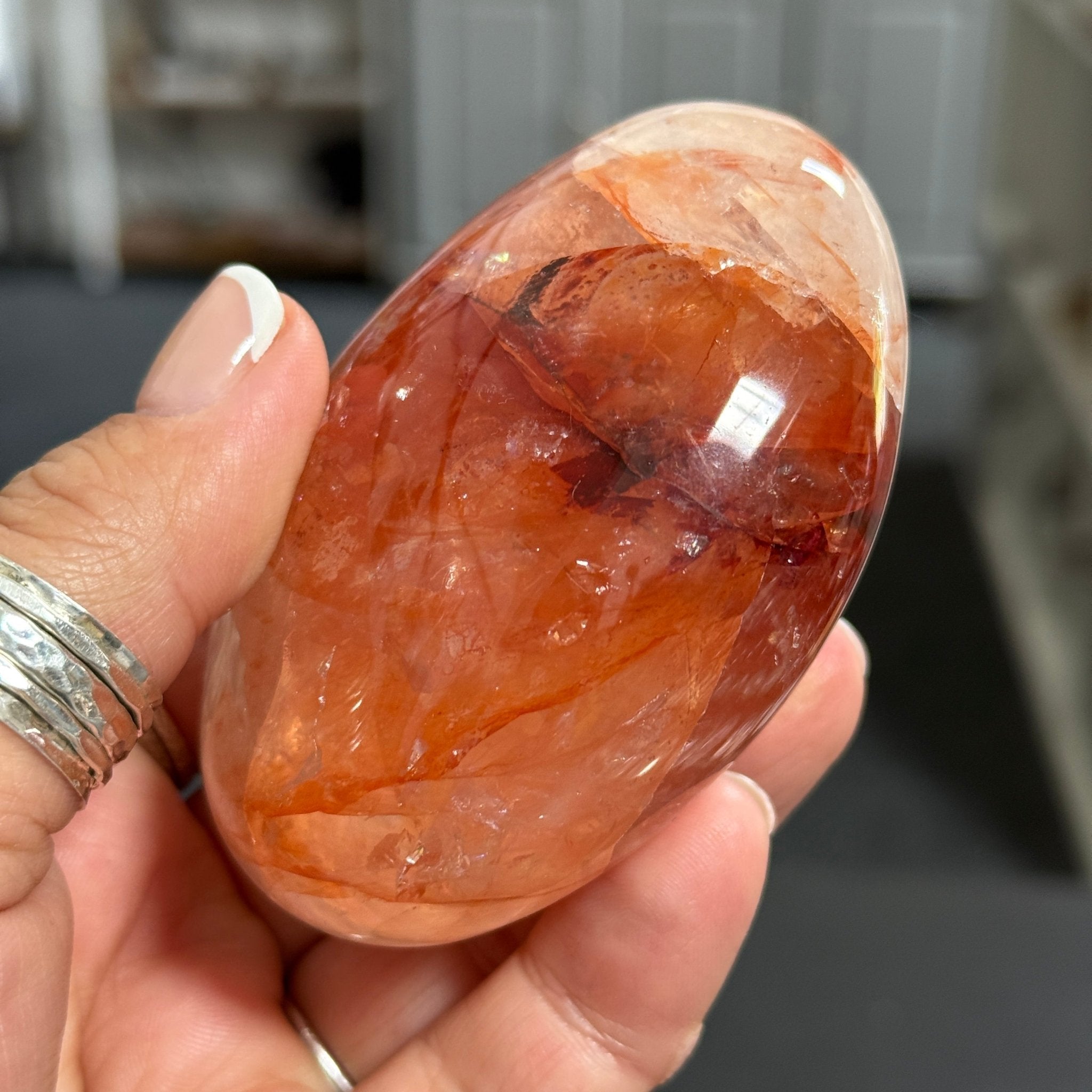 🔥 Clear Quartz with Hematite Palmstone – Madagascar