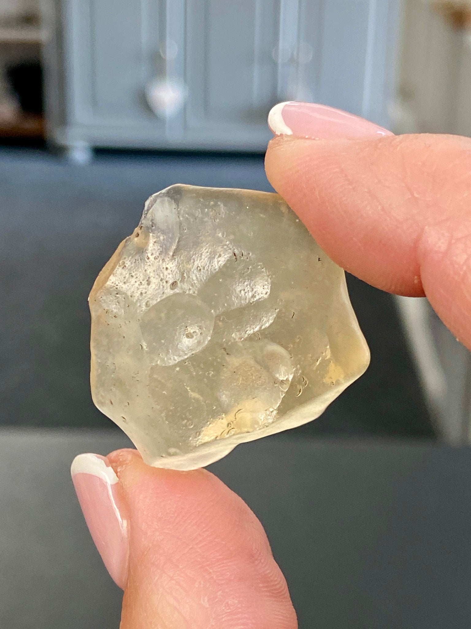 🌞 Libyan Desert Glass – Ancient Tektite of the Sahara
