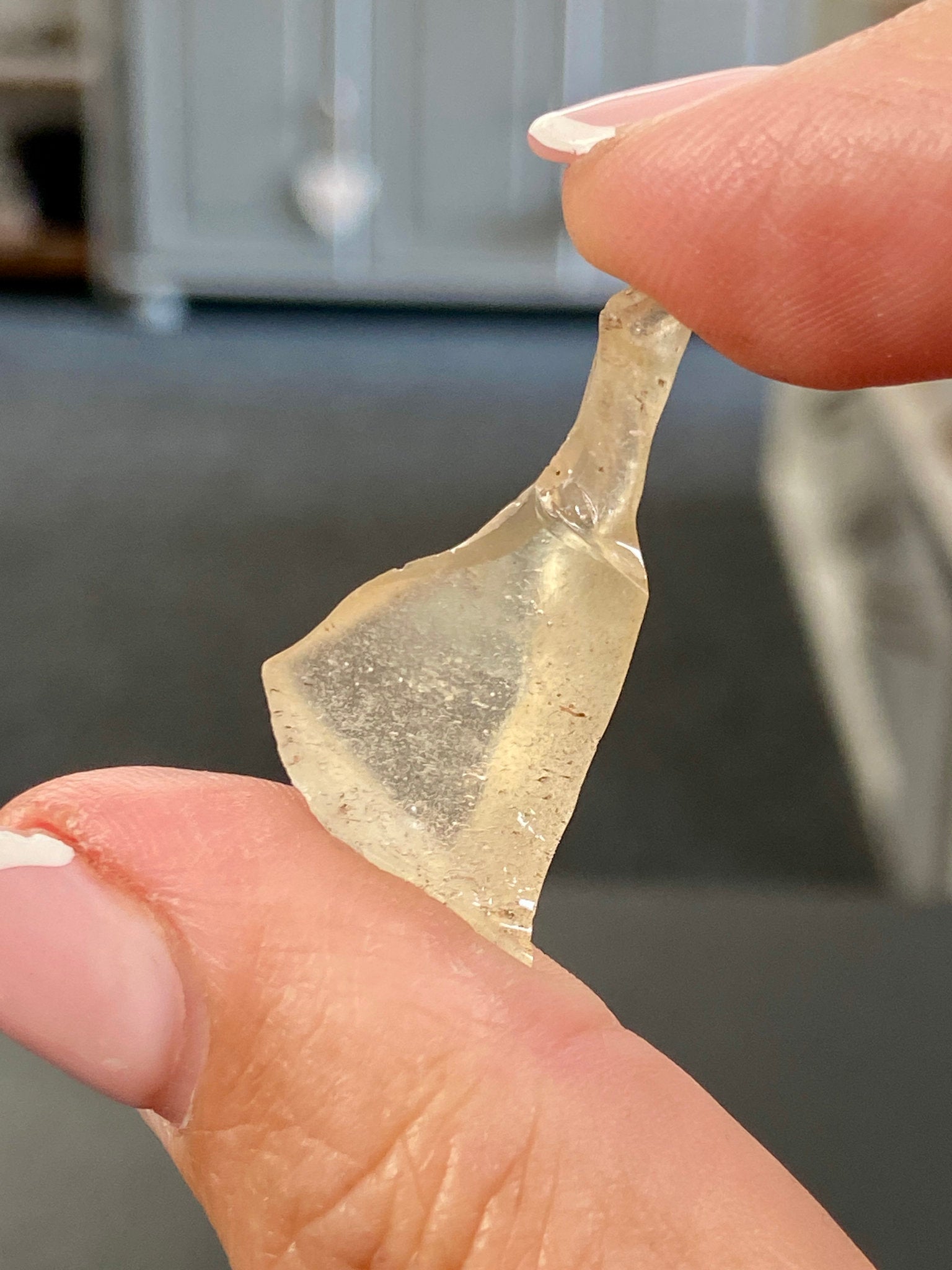 🌞 Libyan Desert Glass – Ancient Tektite of the Sahara