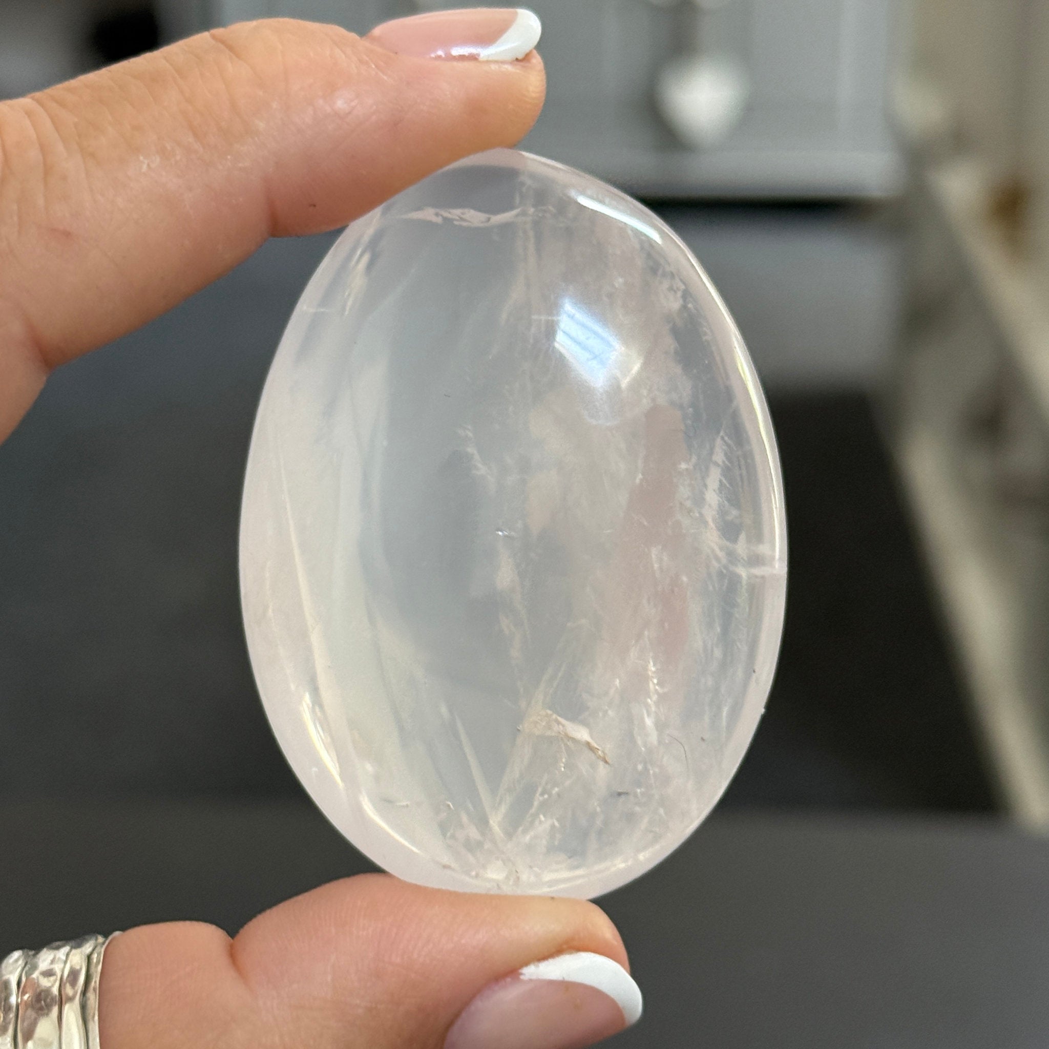🌙 Girasol Quartz Palmstone - Madagascar