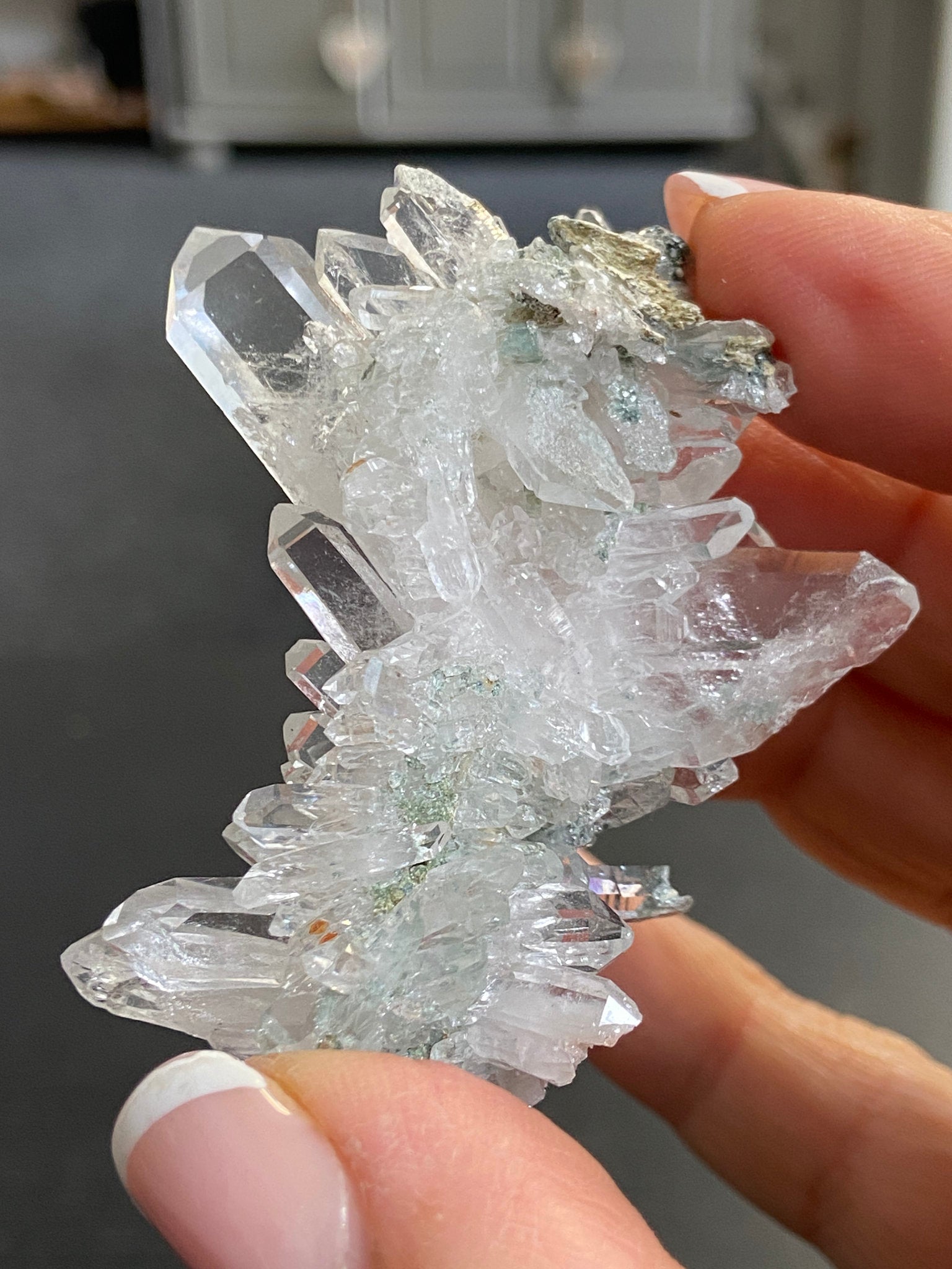 Lemurian Light Starburst Cluster with Fuchsit