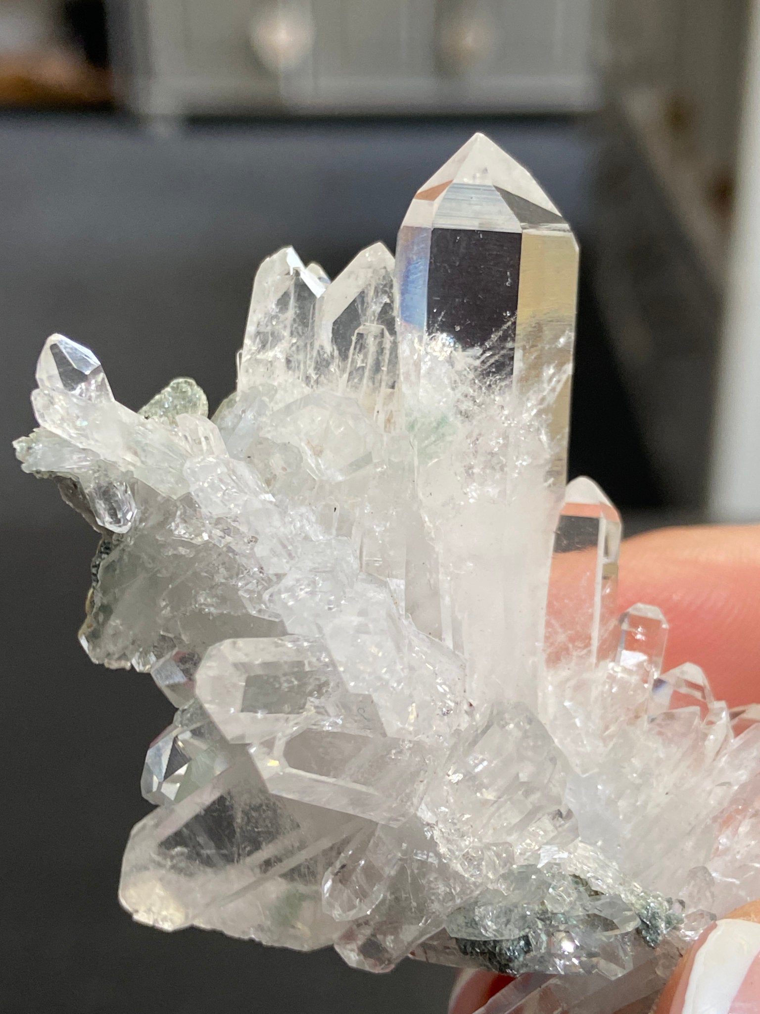 Lemurian Light Starburst Cluster with Fuchsit