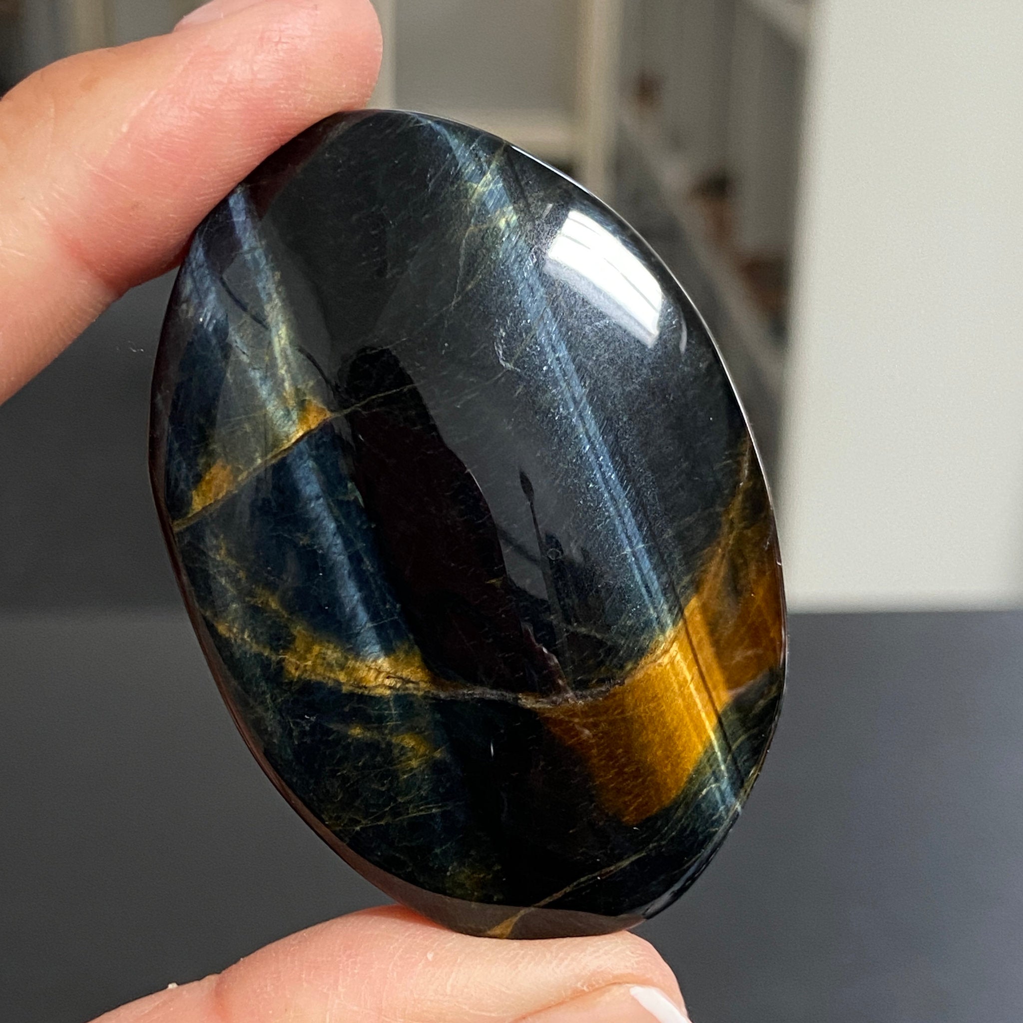 Premium Tigers Eye Palmstone
