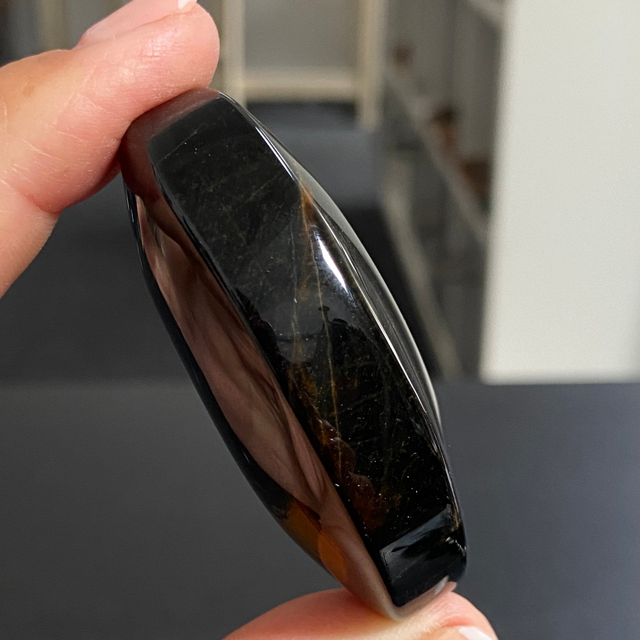 Premium Tigers Eye Palmstone