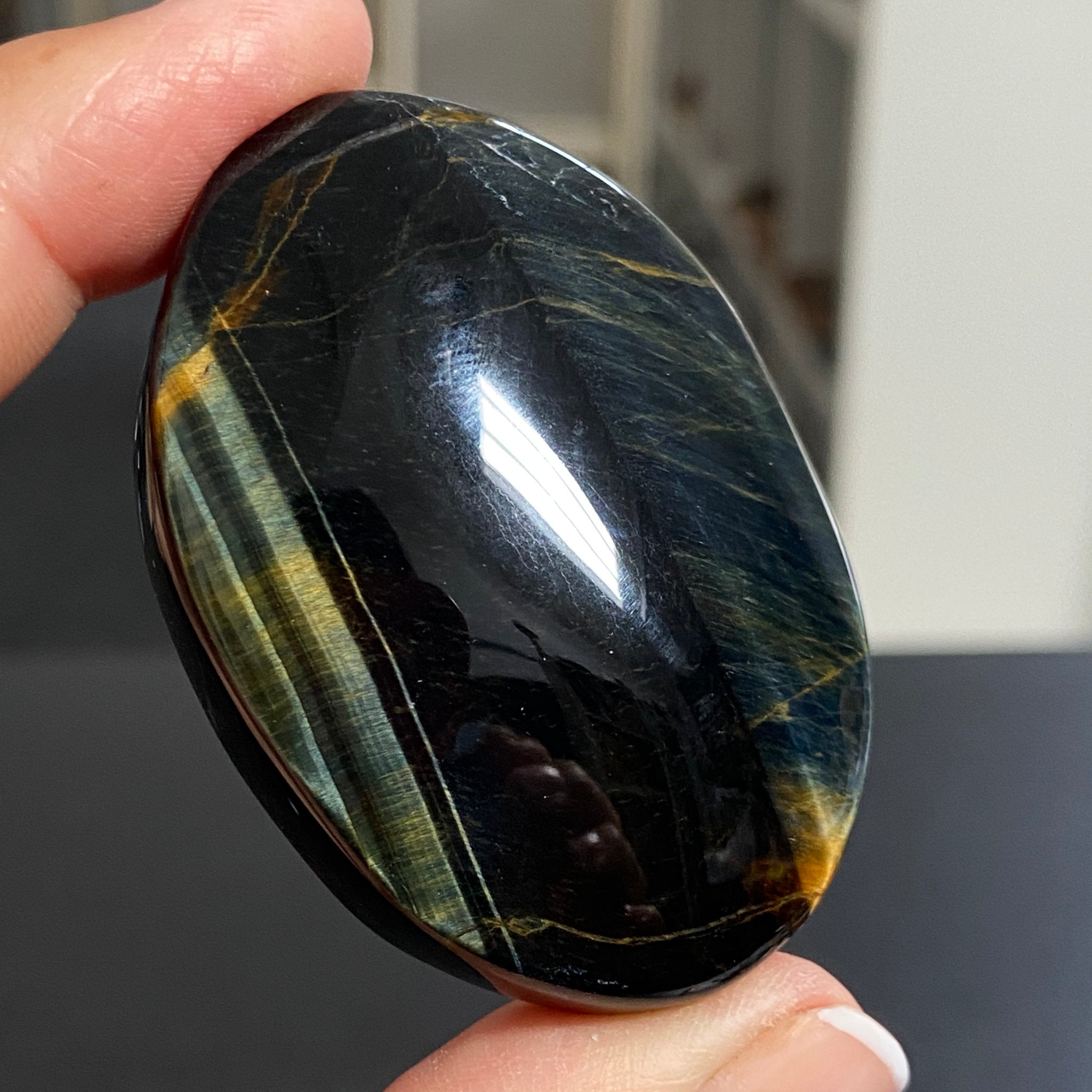 Premium Tigers Eye Palmstone