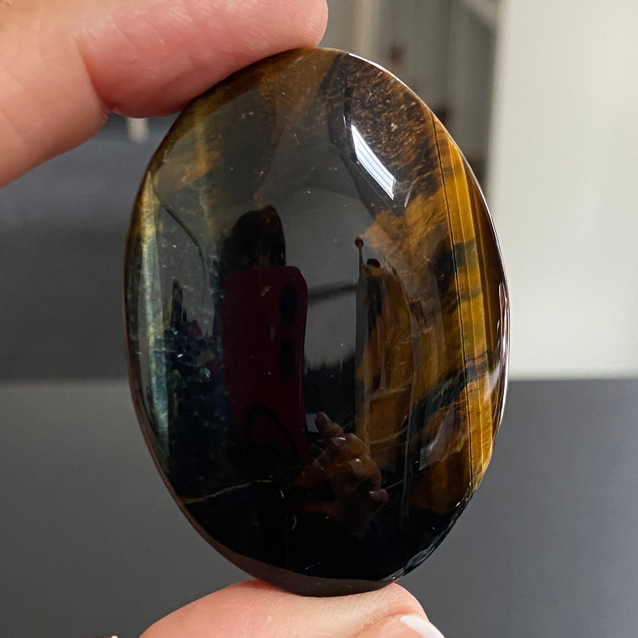 Premium Tigers Eye Palmstone