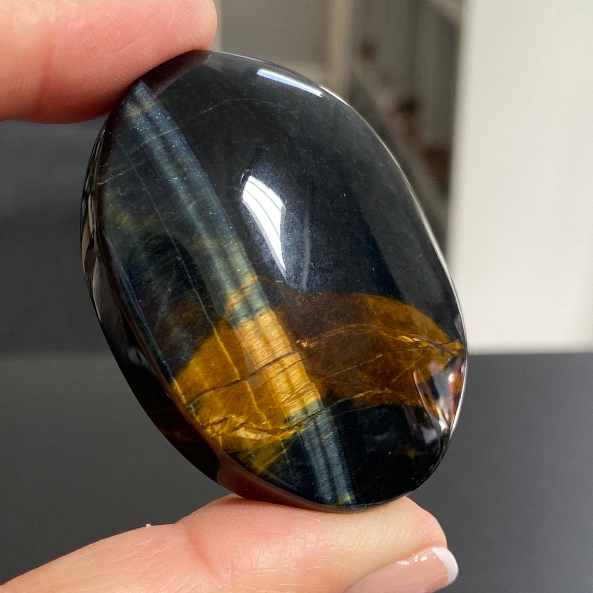 Premium Tigers Eye Palmstone