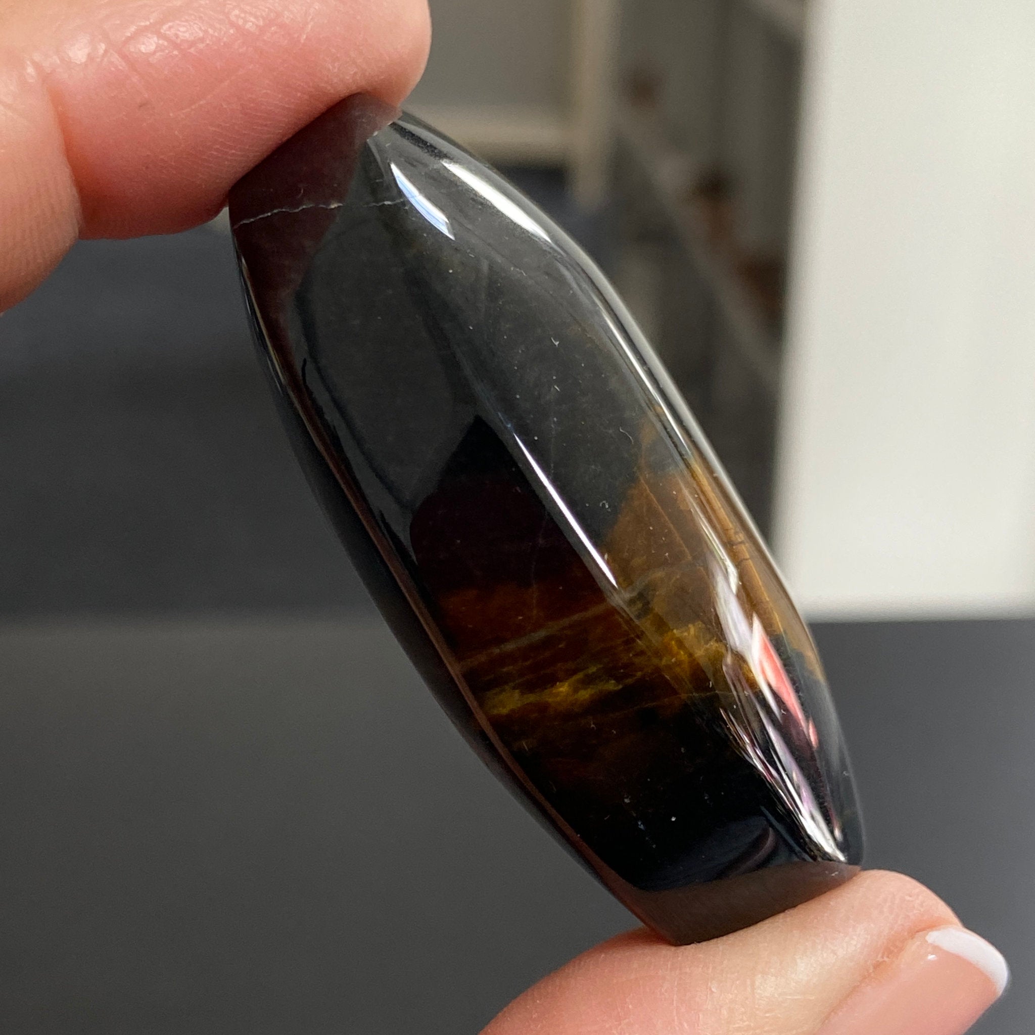 Premium Tigers Eye Palmstone