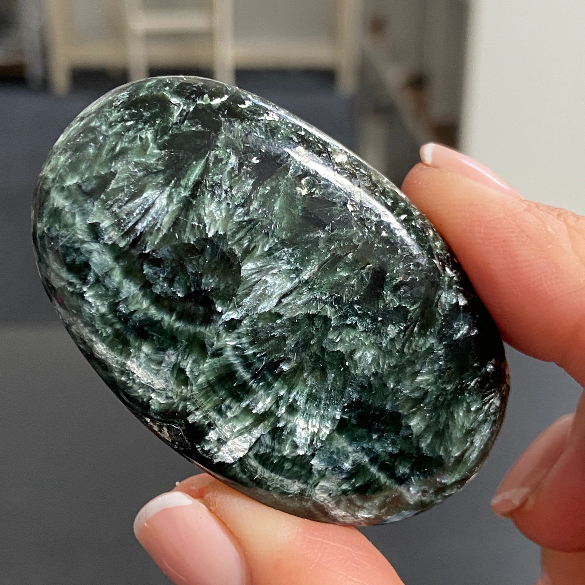 Seraphinite Palmstone - Russia