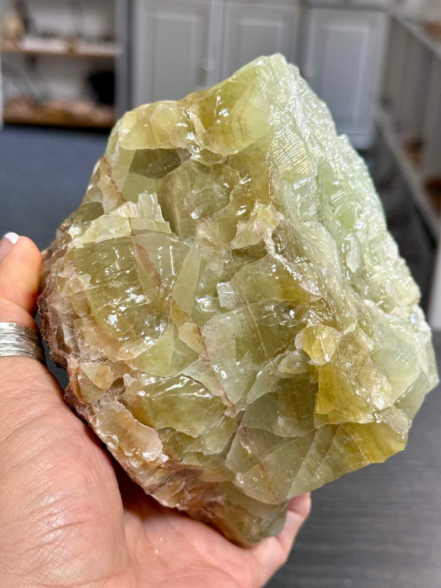 💚 Natural Green Calcite – Morocco
