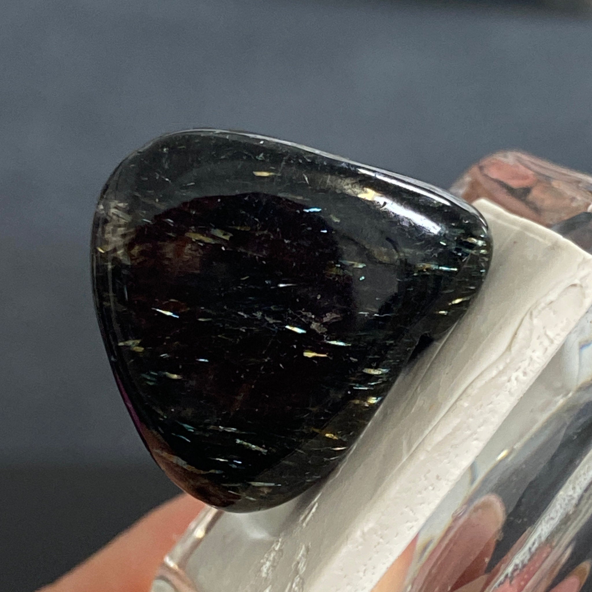 AAA Nuummite – Greenland