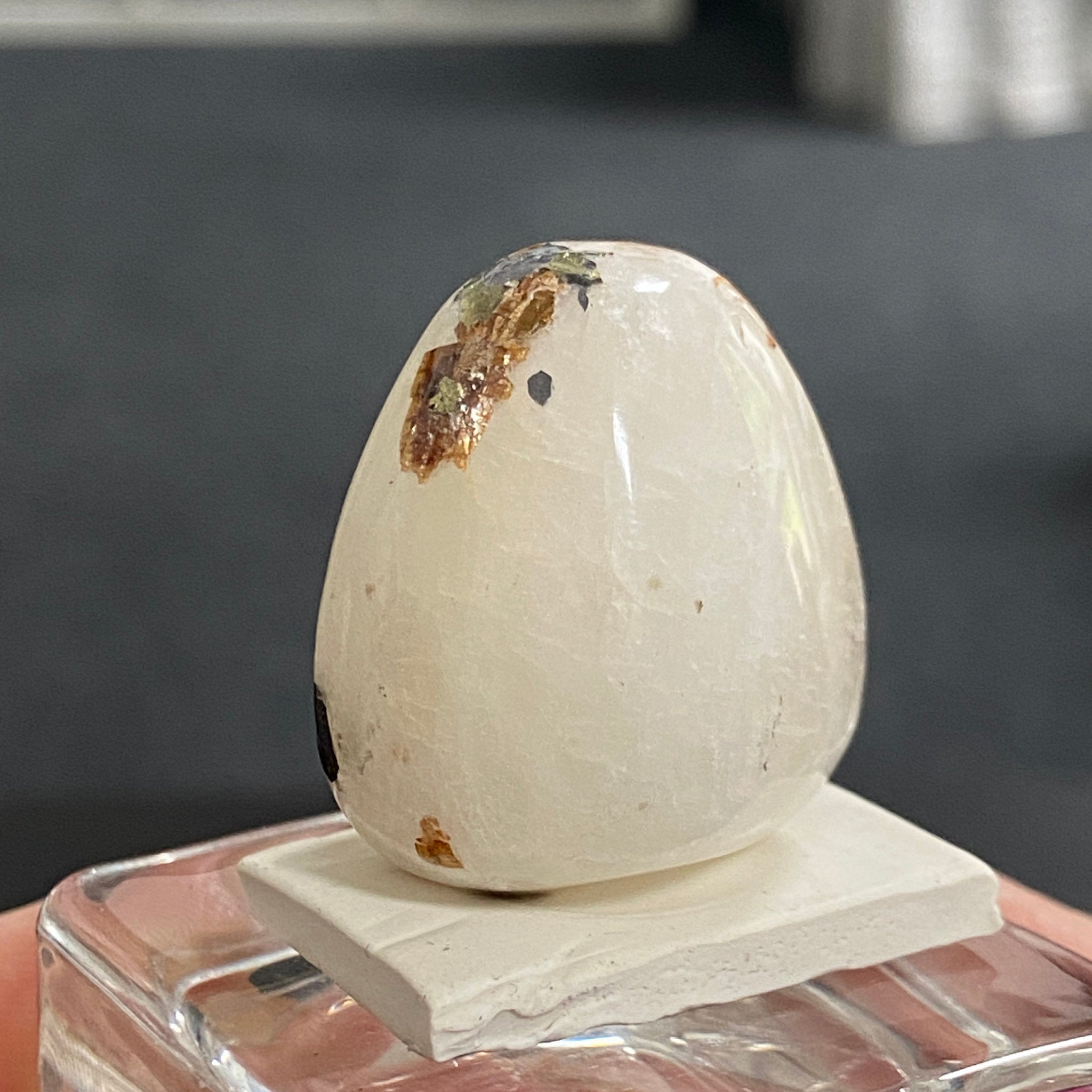 AAA Cryolite – Greenland