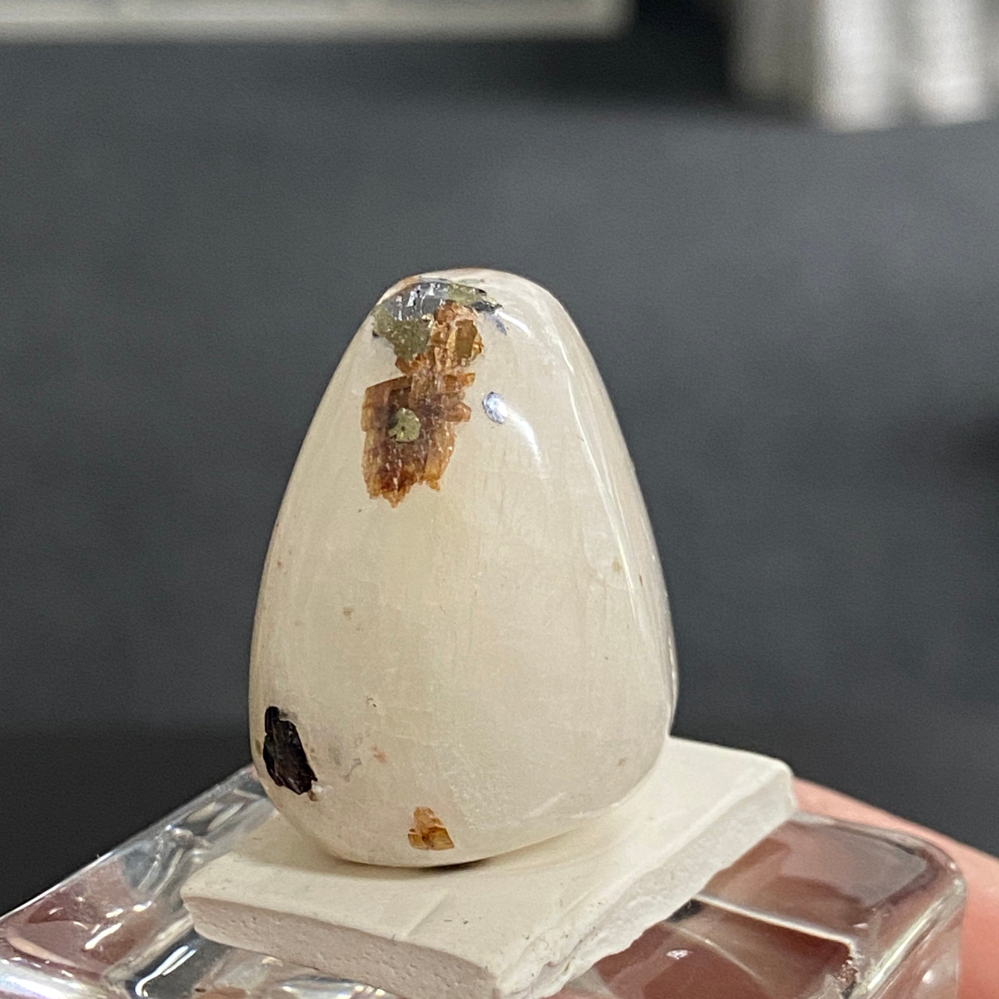 AAA Cryolite – Greenland