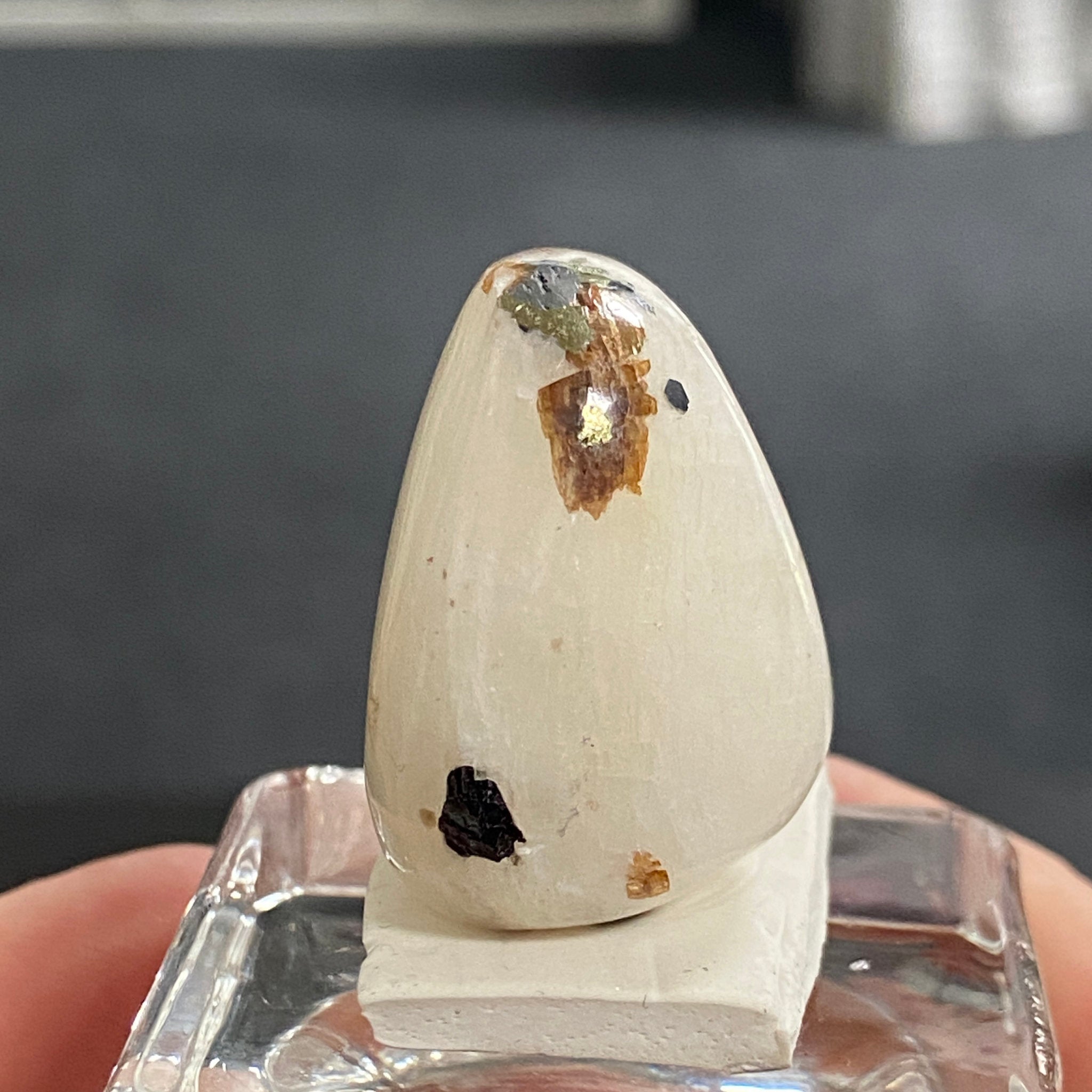 AAA Cryolite – Greenland
