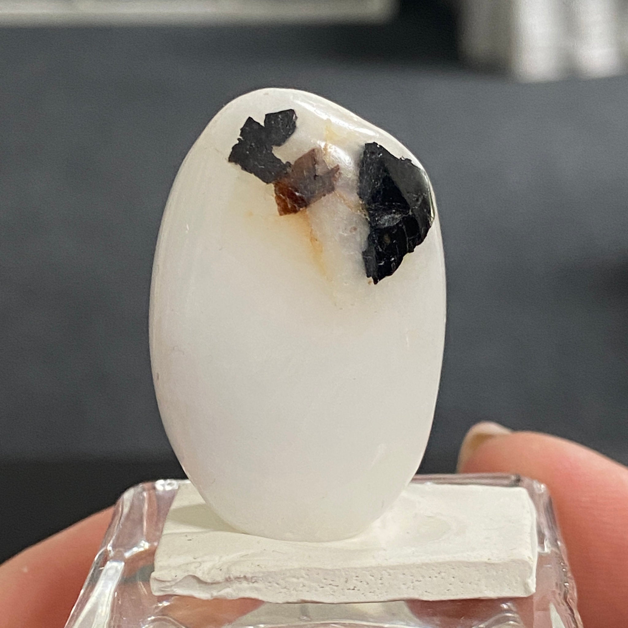 AAA Cryolite – Greenland