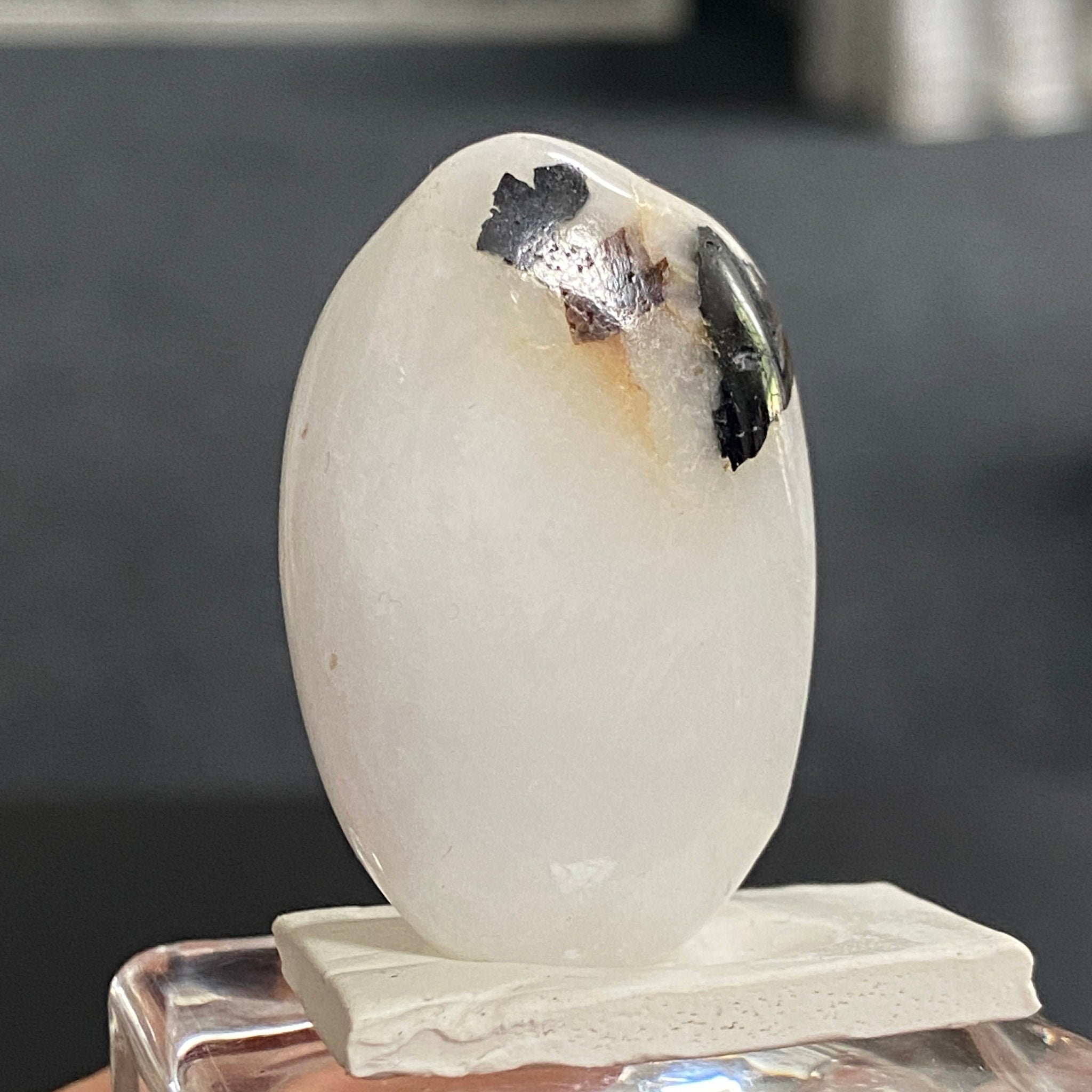 AAA Cryolite – Greenland