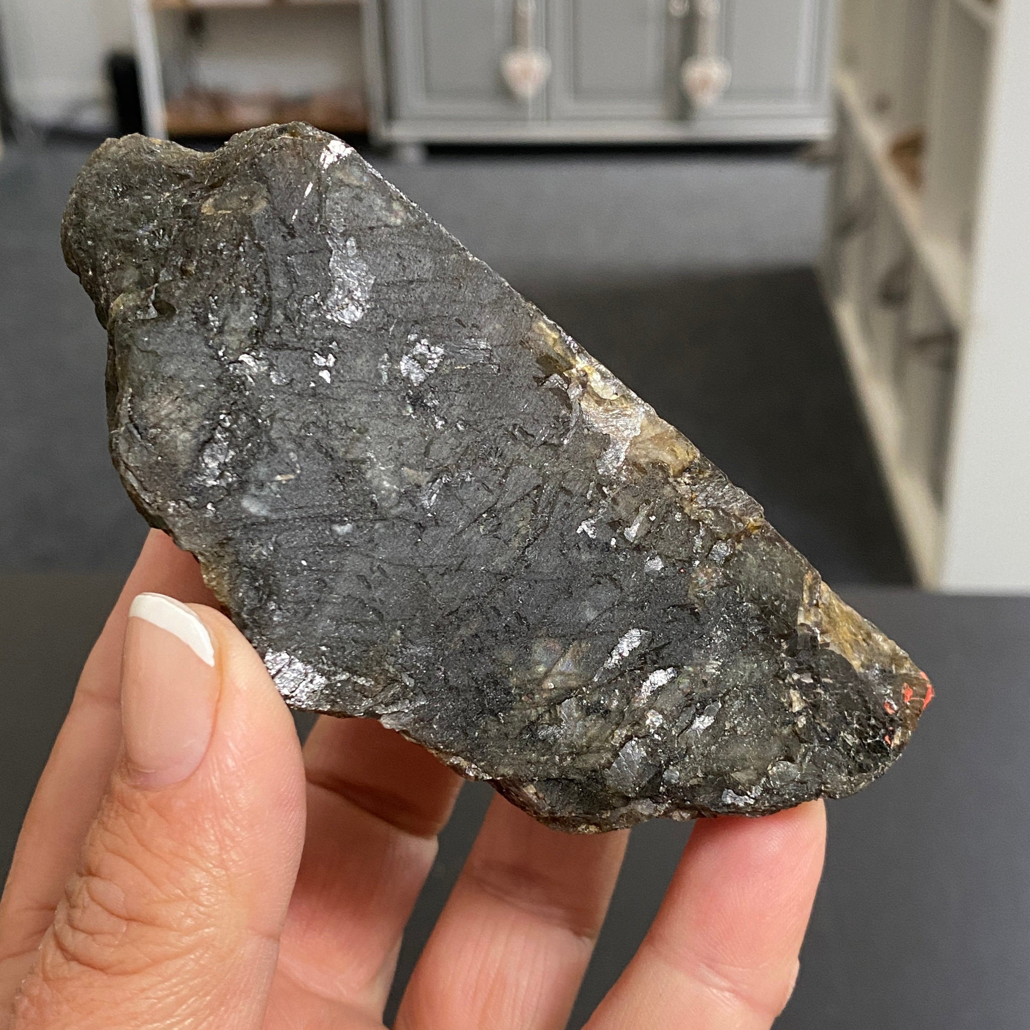 🦋 Madagascan ‘Papillon’ Labradorite Freeform – Part Polished