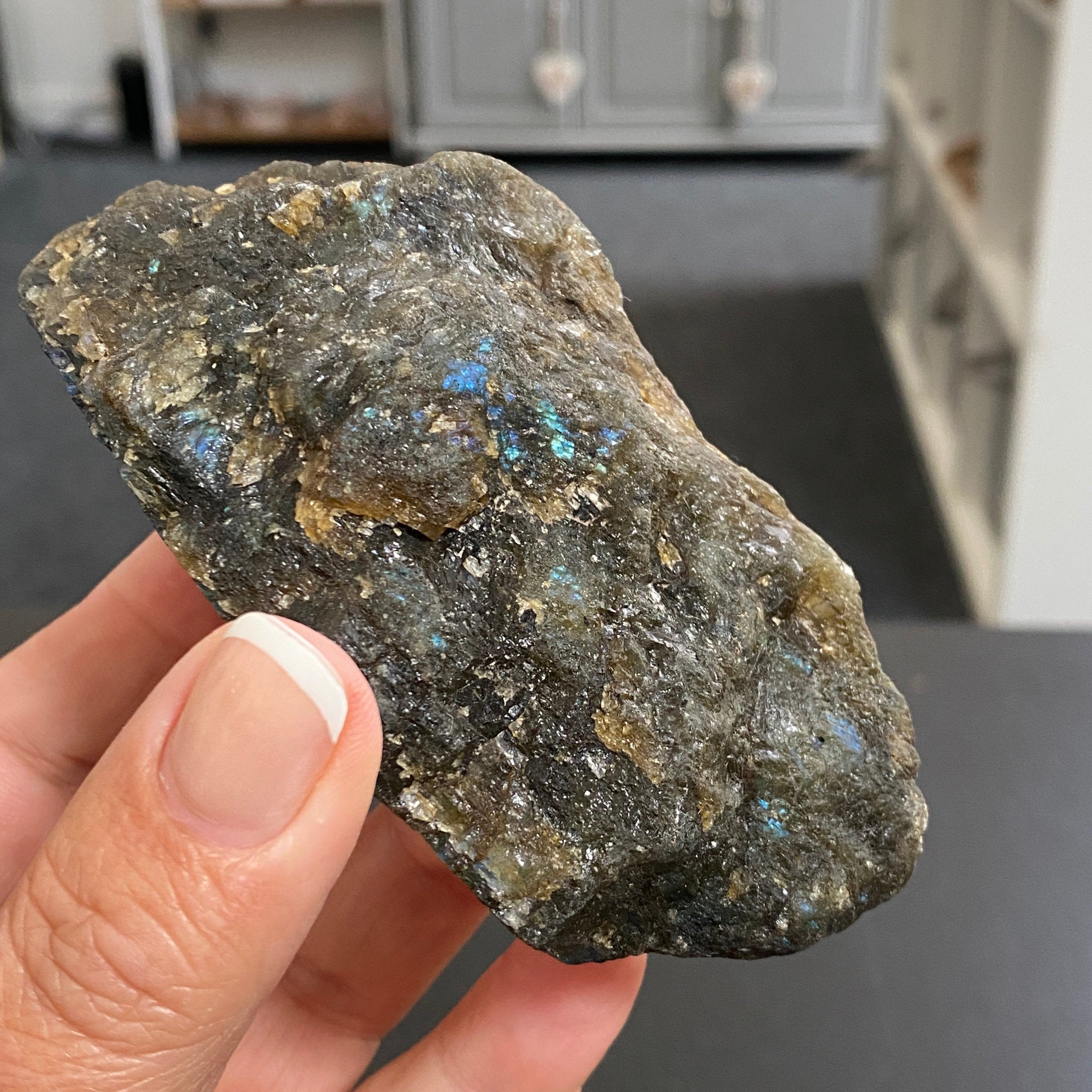 🦋 Madagascan ‘Papillon’ Labradorite Freeform – Part Polished