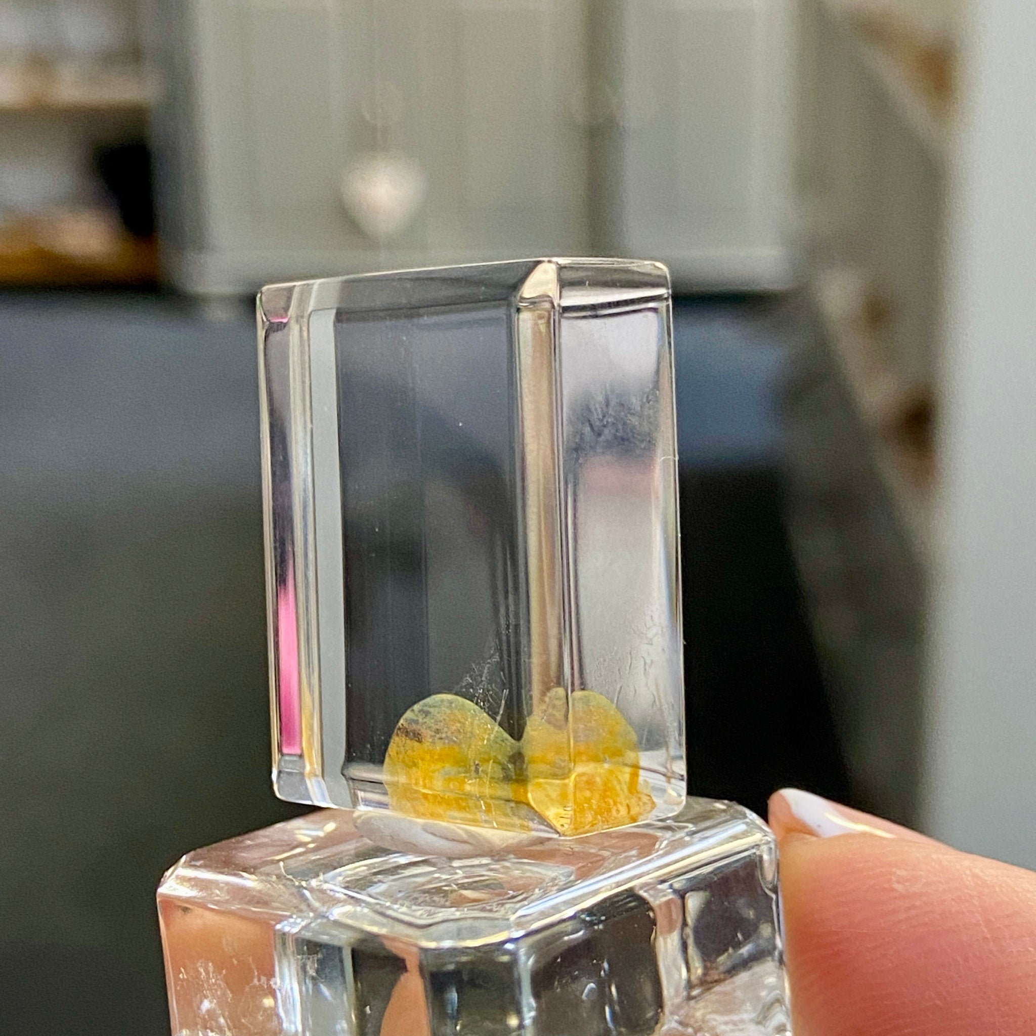 Golden Sunrise Quartz – AAA Grade with Iron Inclusion
