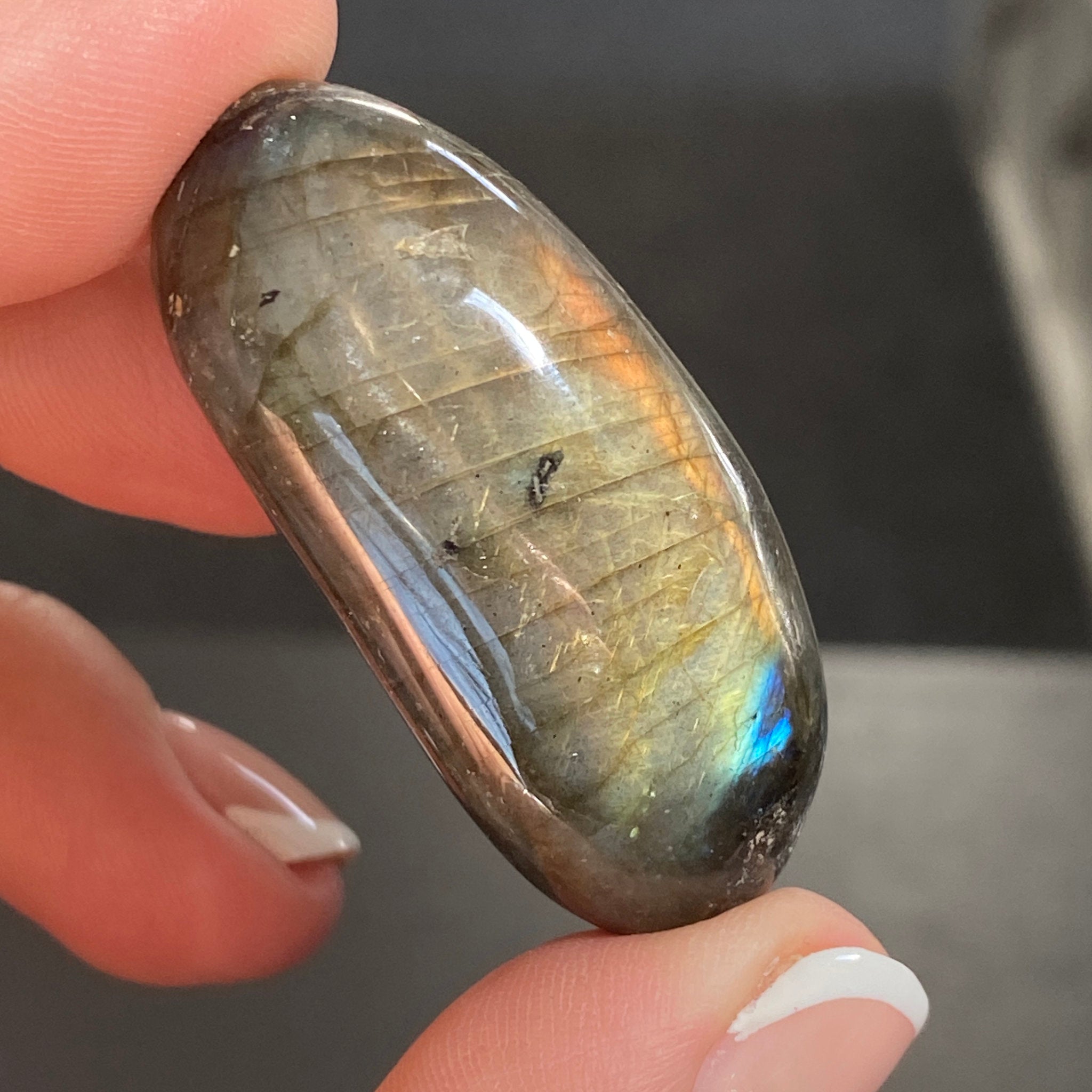 🦋 Madagascan ‘Papillon’ Labradorite Pebble