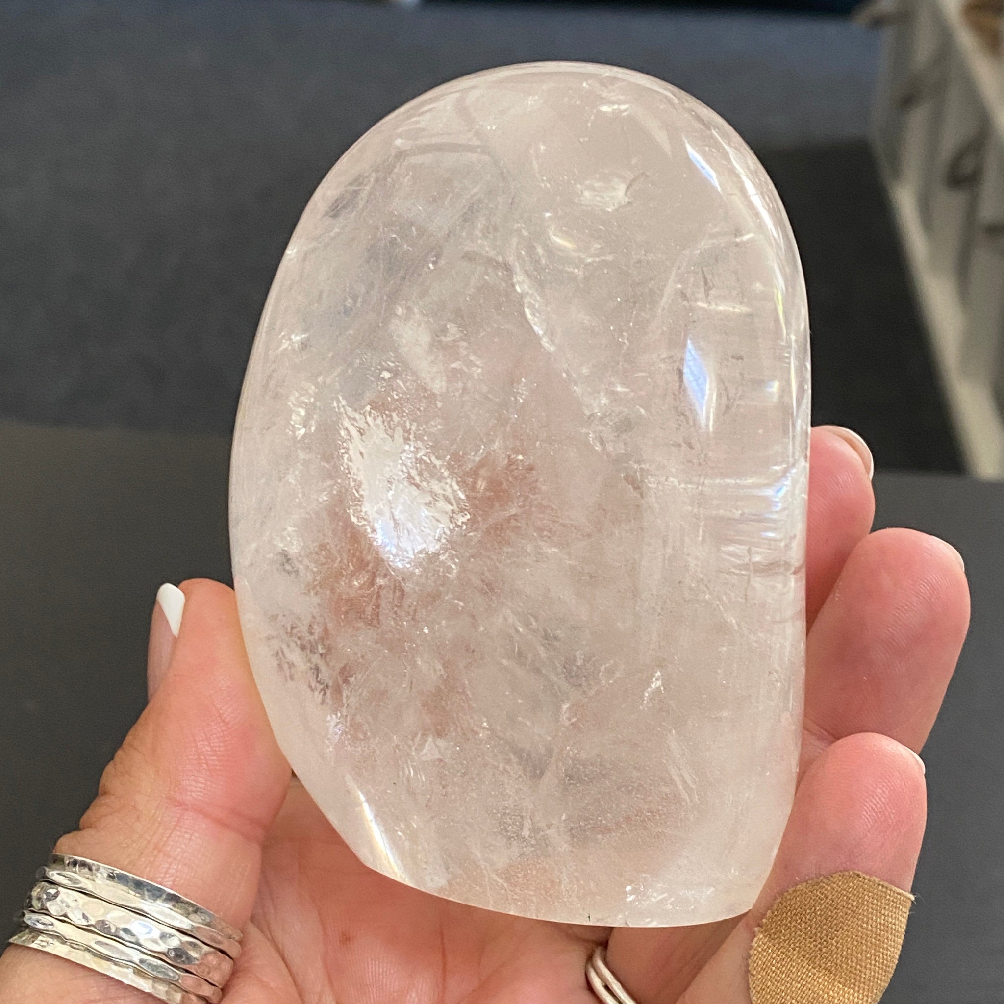 💧 River-Rolled Clear Quartz Freeform – Madagascar