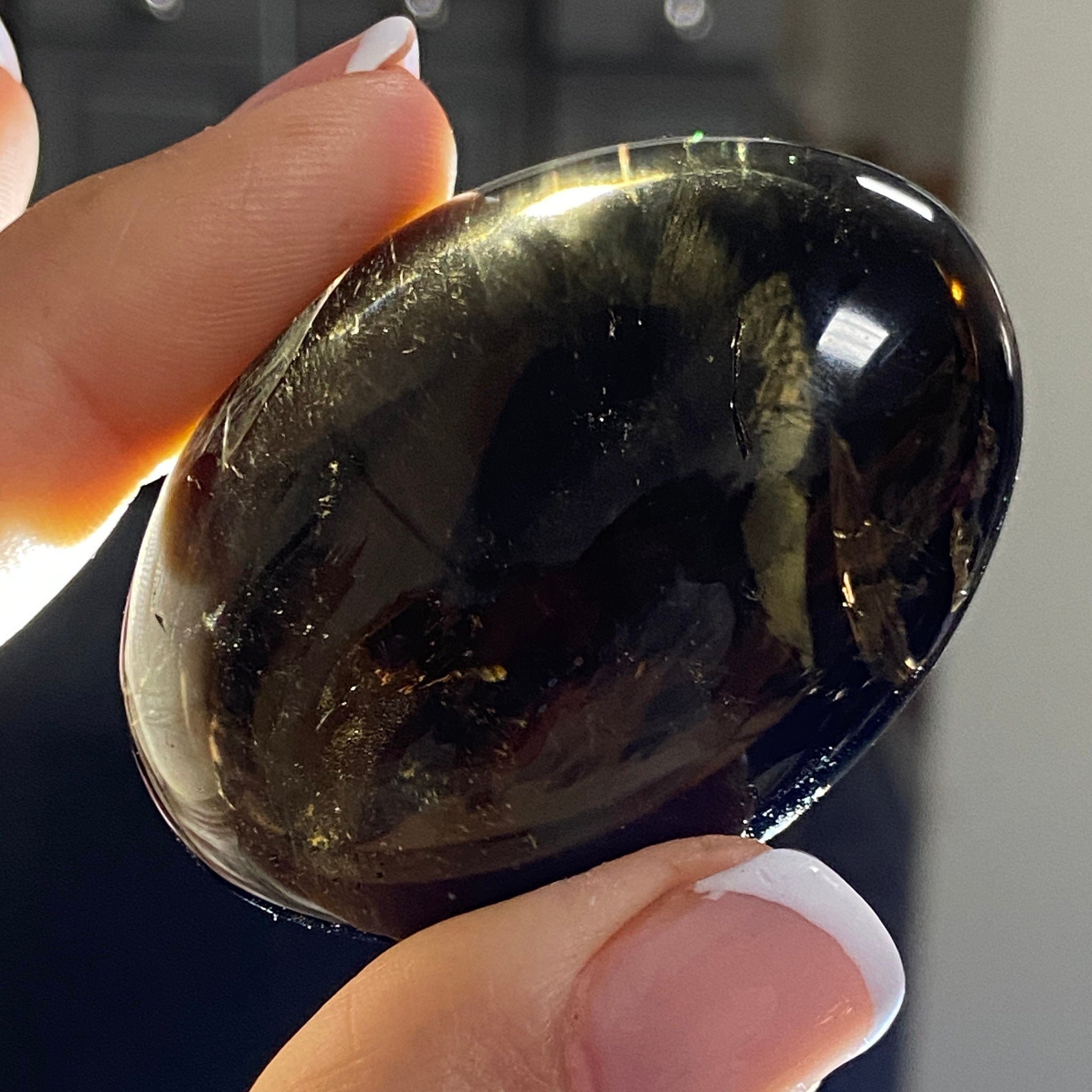 Smoky Quartz Palmstone – Madagascar