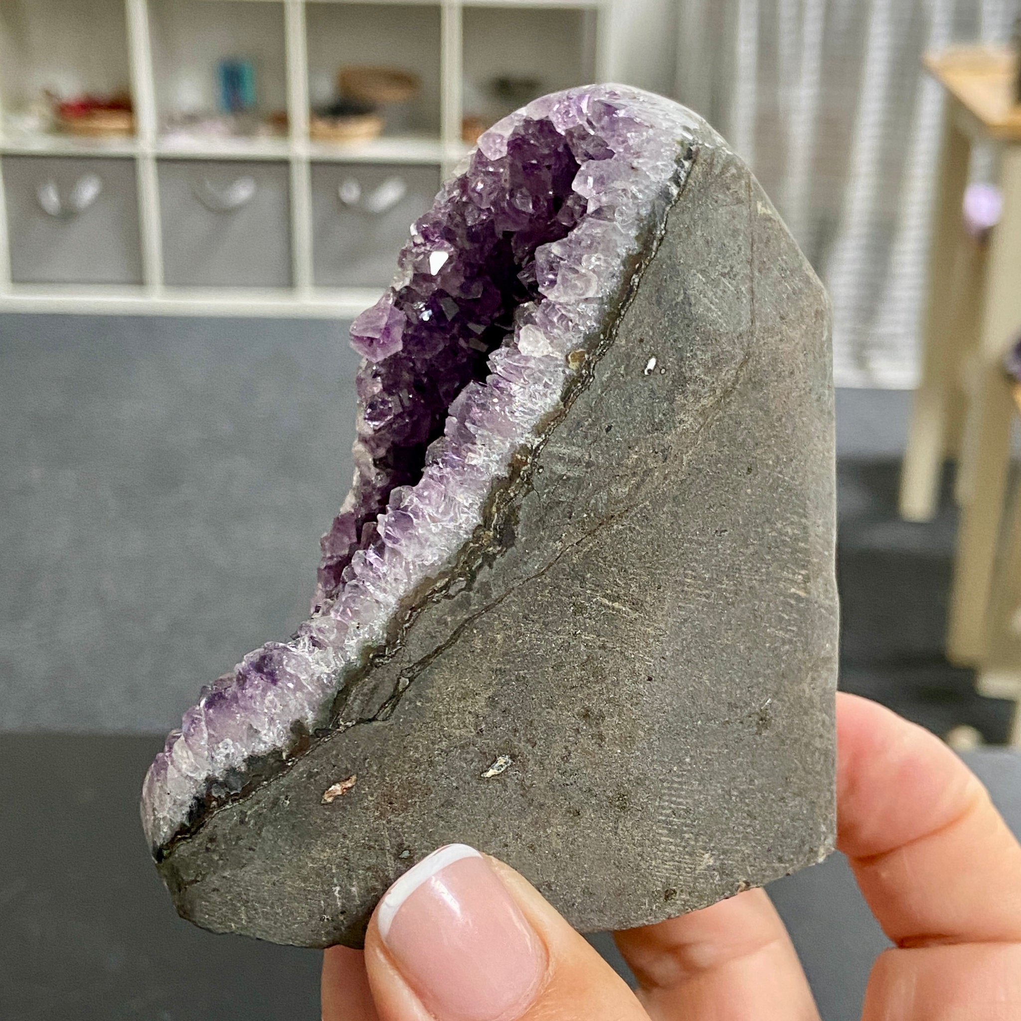 Uruguayan Amethyst Cut Base