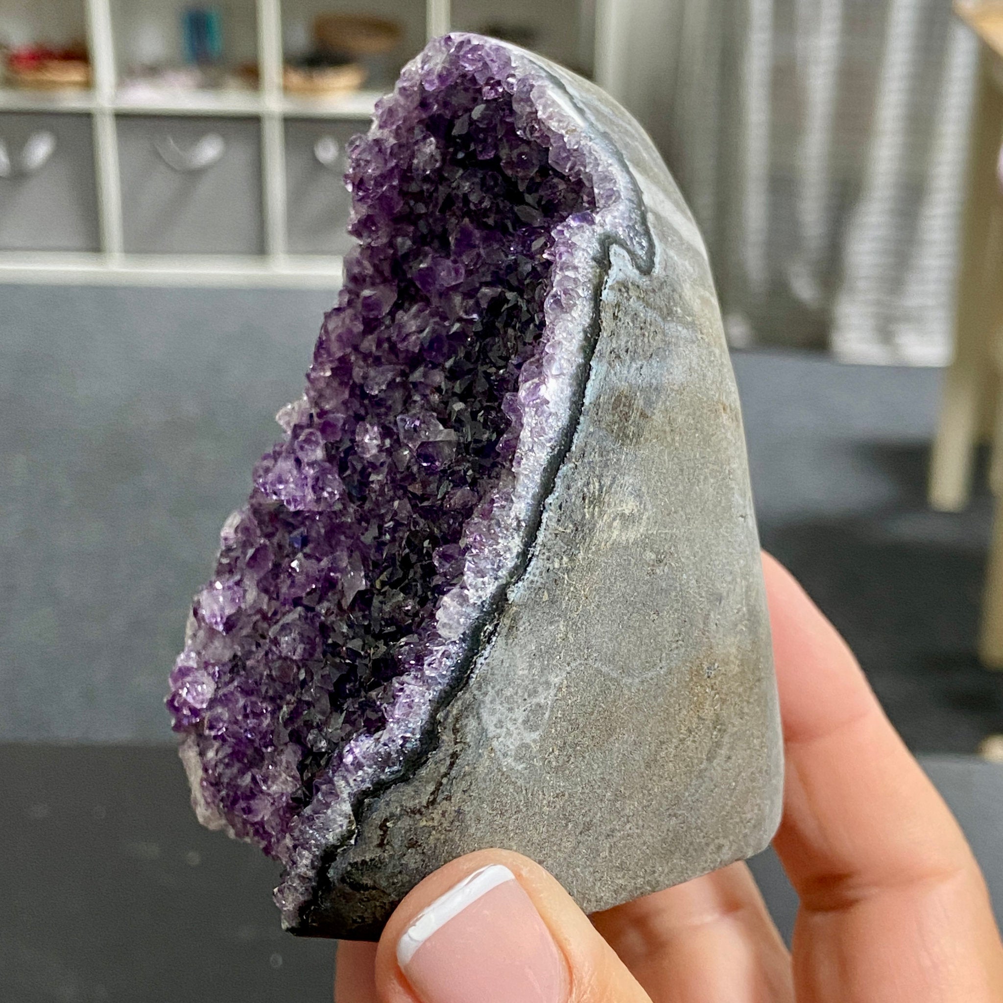 Uruguayan Amethyst Cut Base