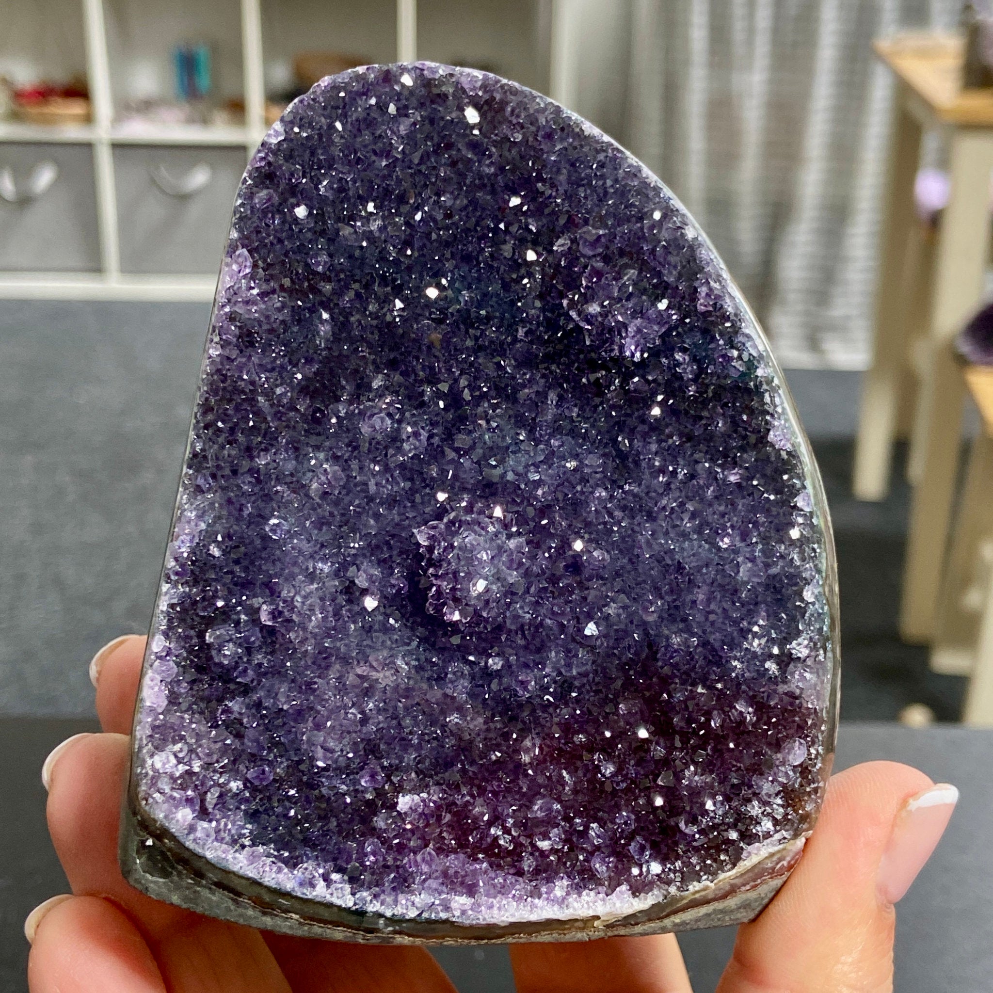 Uruguayan Amethyst Cut Base