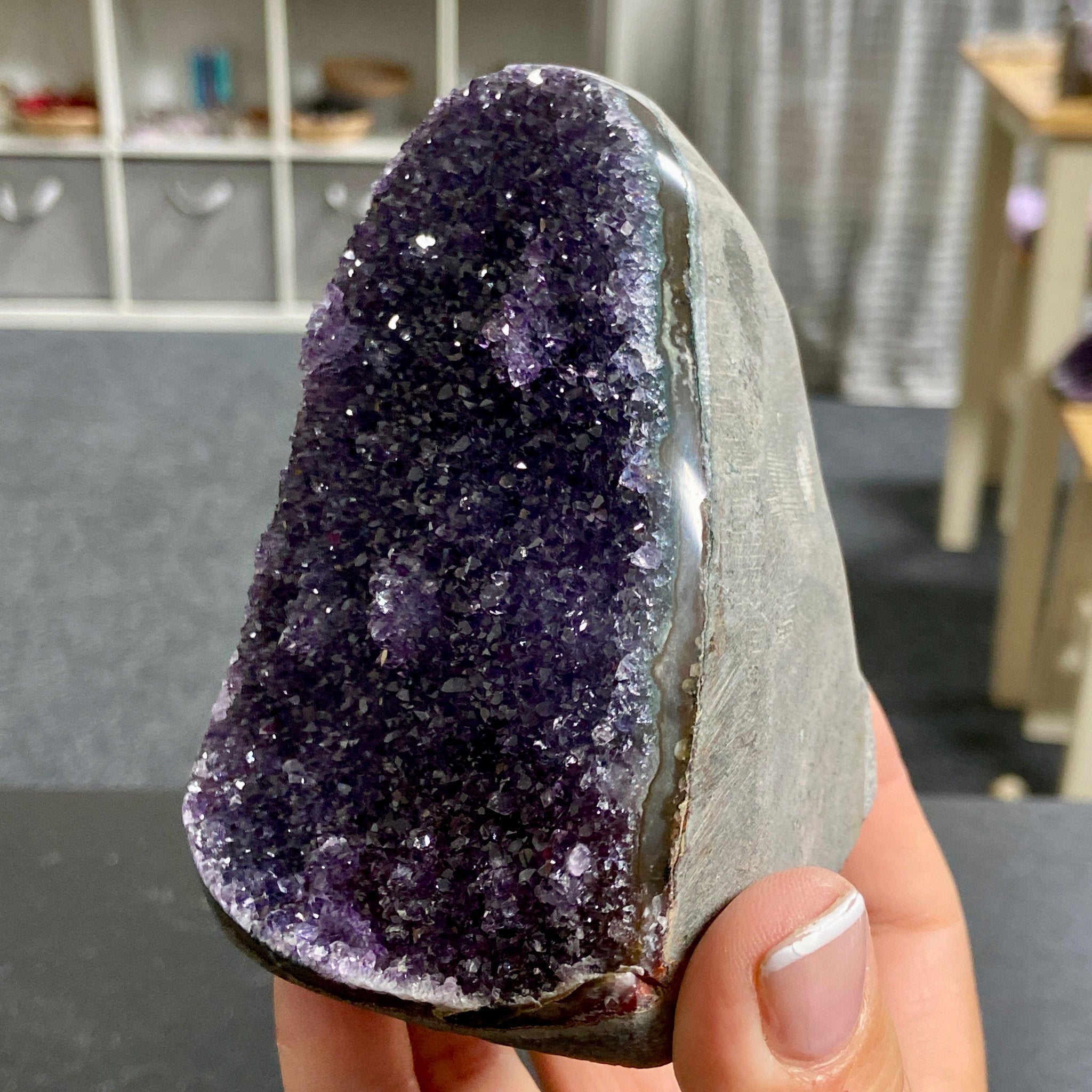 Uruguayan Amethyst Cut Base
