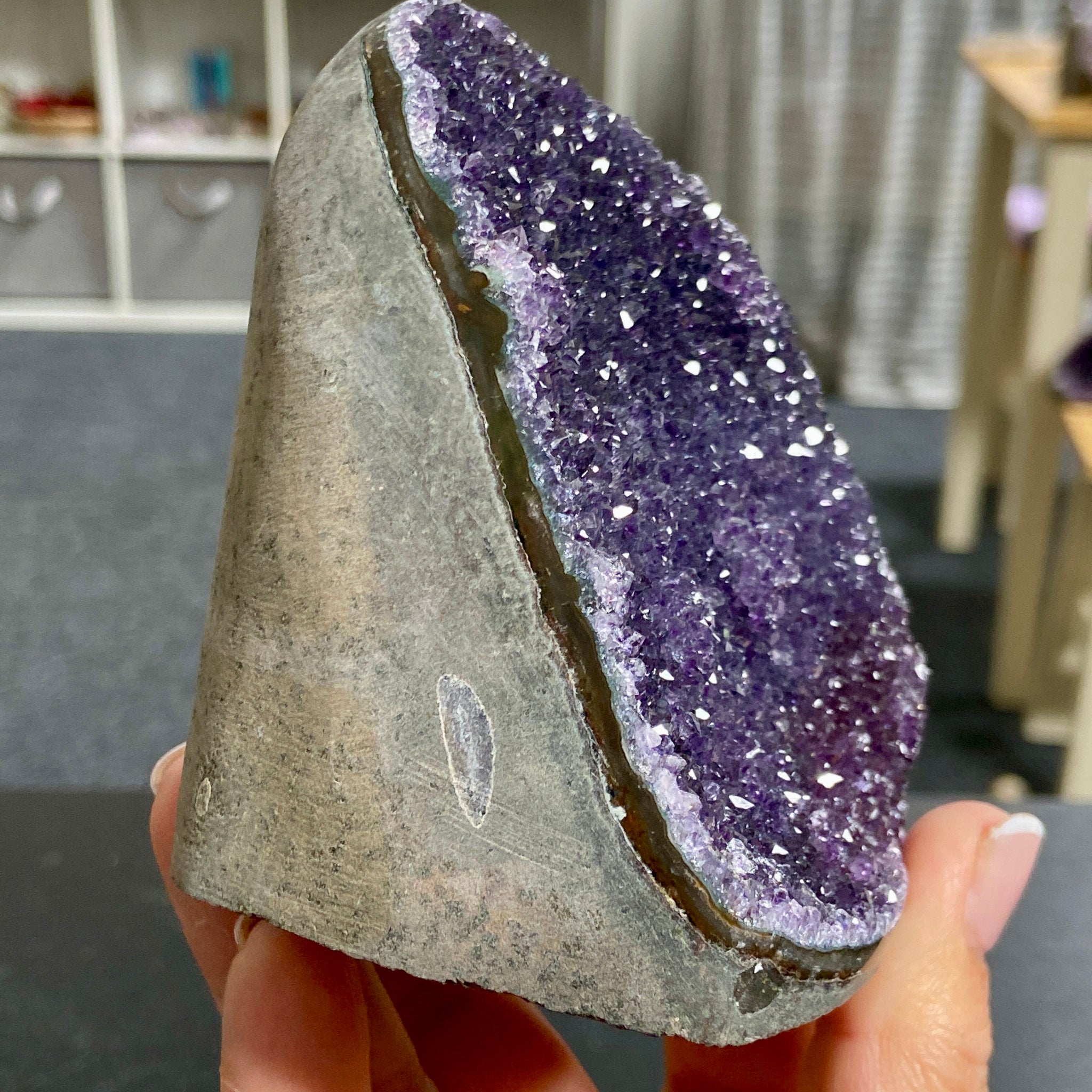 Uruguayan Amethyst Cut Base