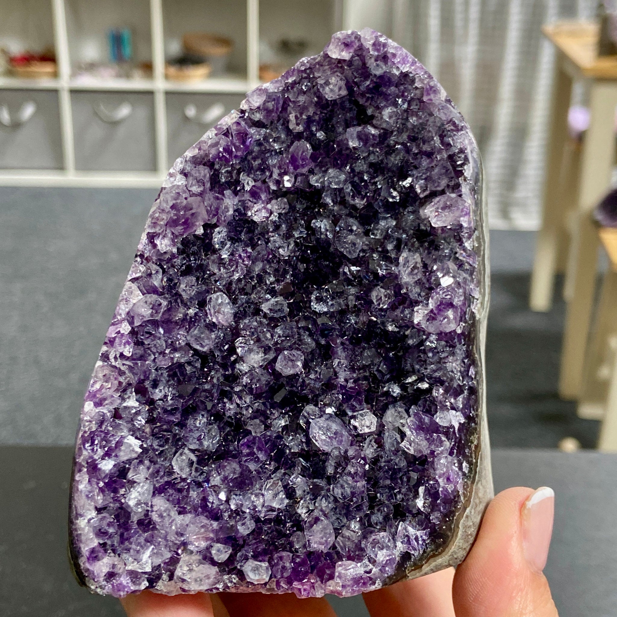 Uruguayan Amethyst Cut Base