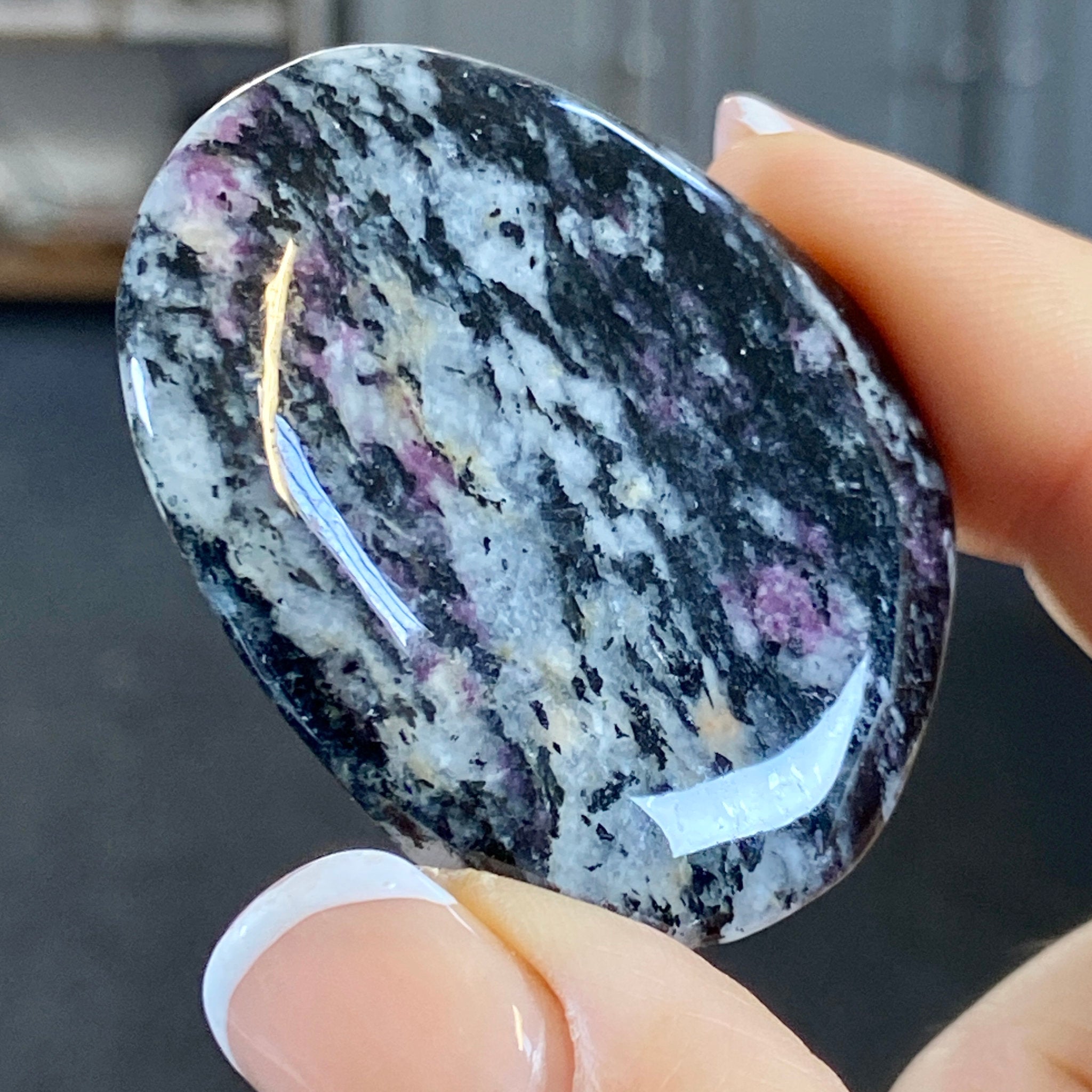 Eudialyte Palmstone - Sweden
