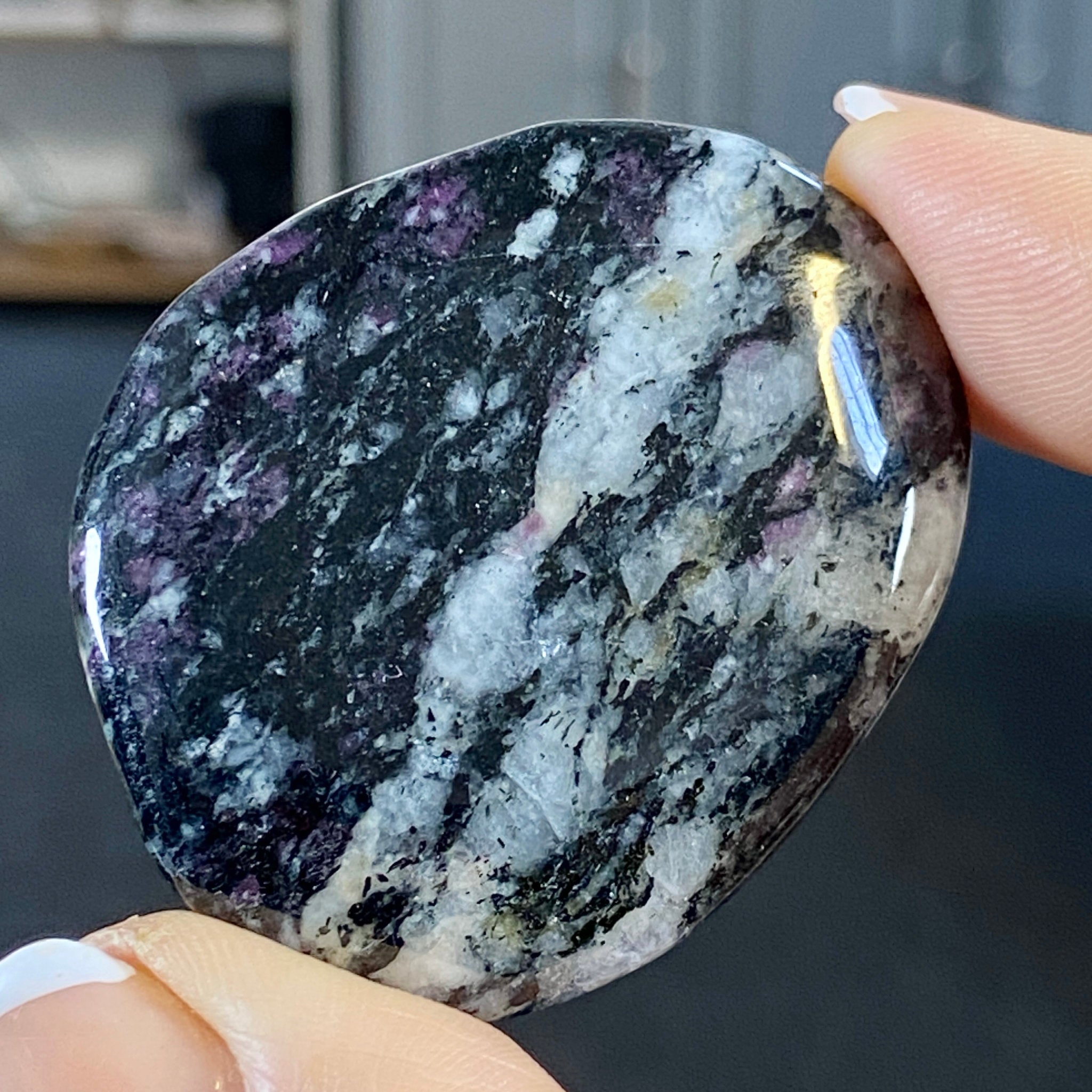 Eudialyte Palmstone - Sweden