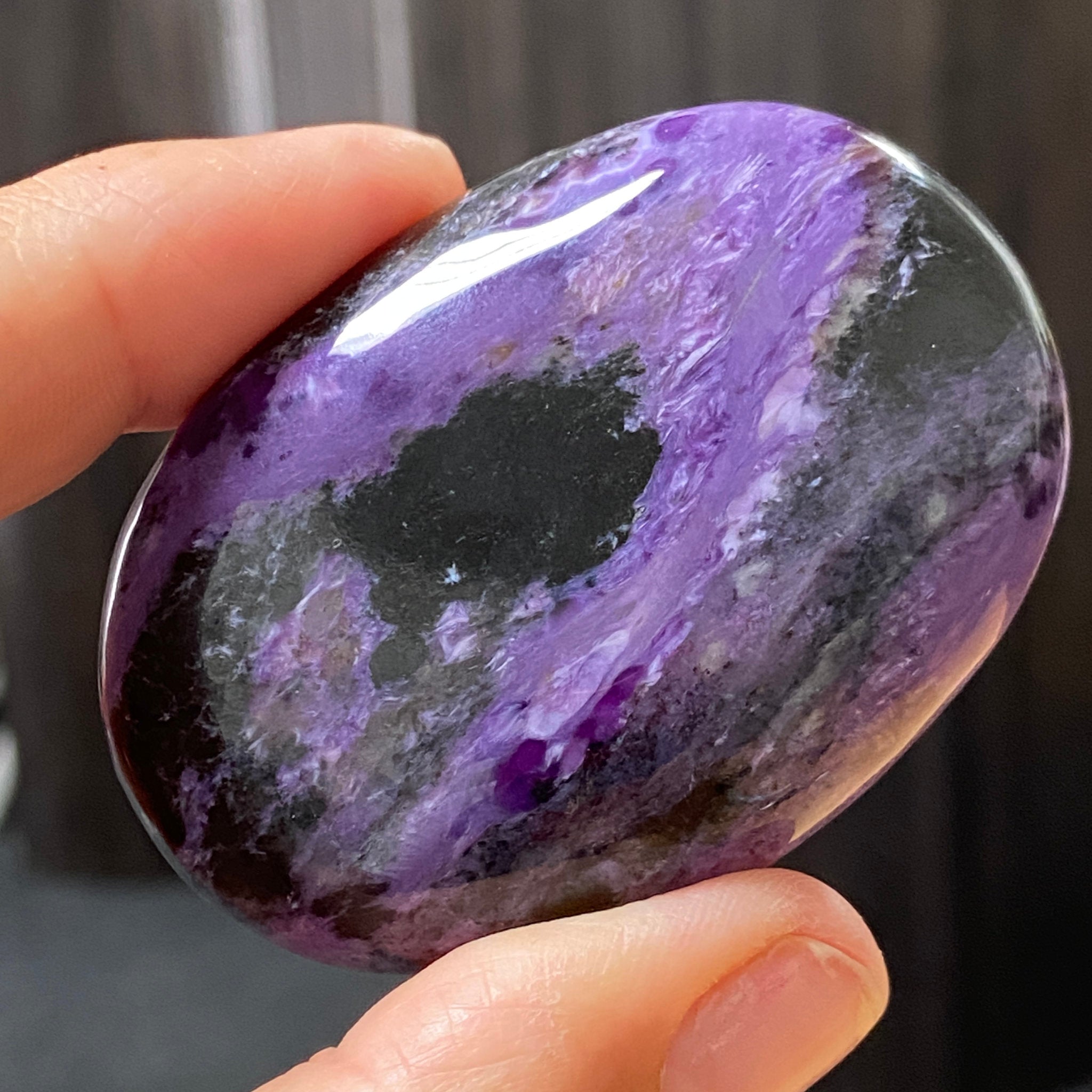 Charoite Palmstone - Russia